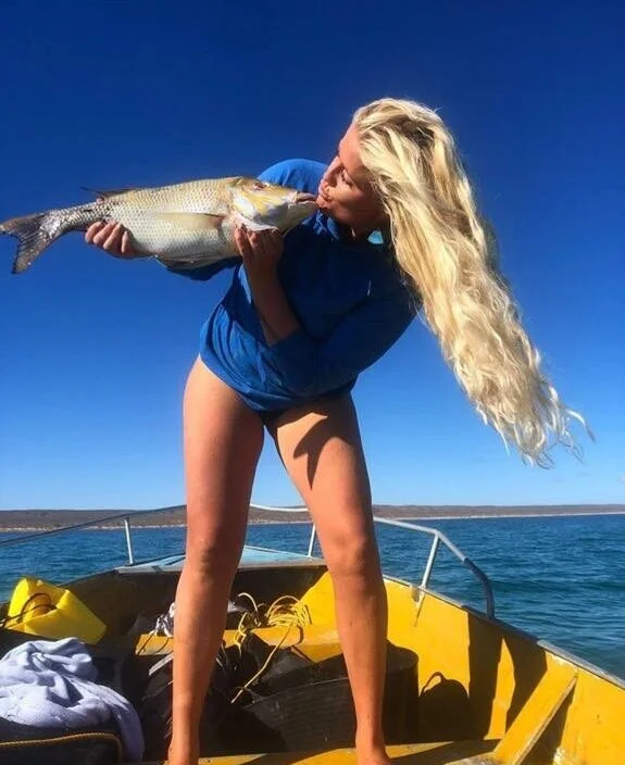 RachaelDawe_Hiheyhello.jpg