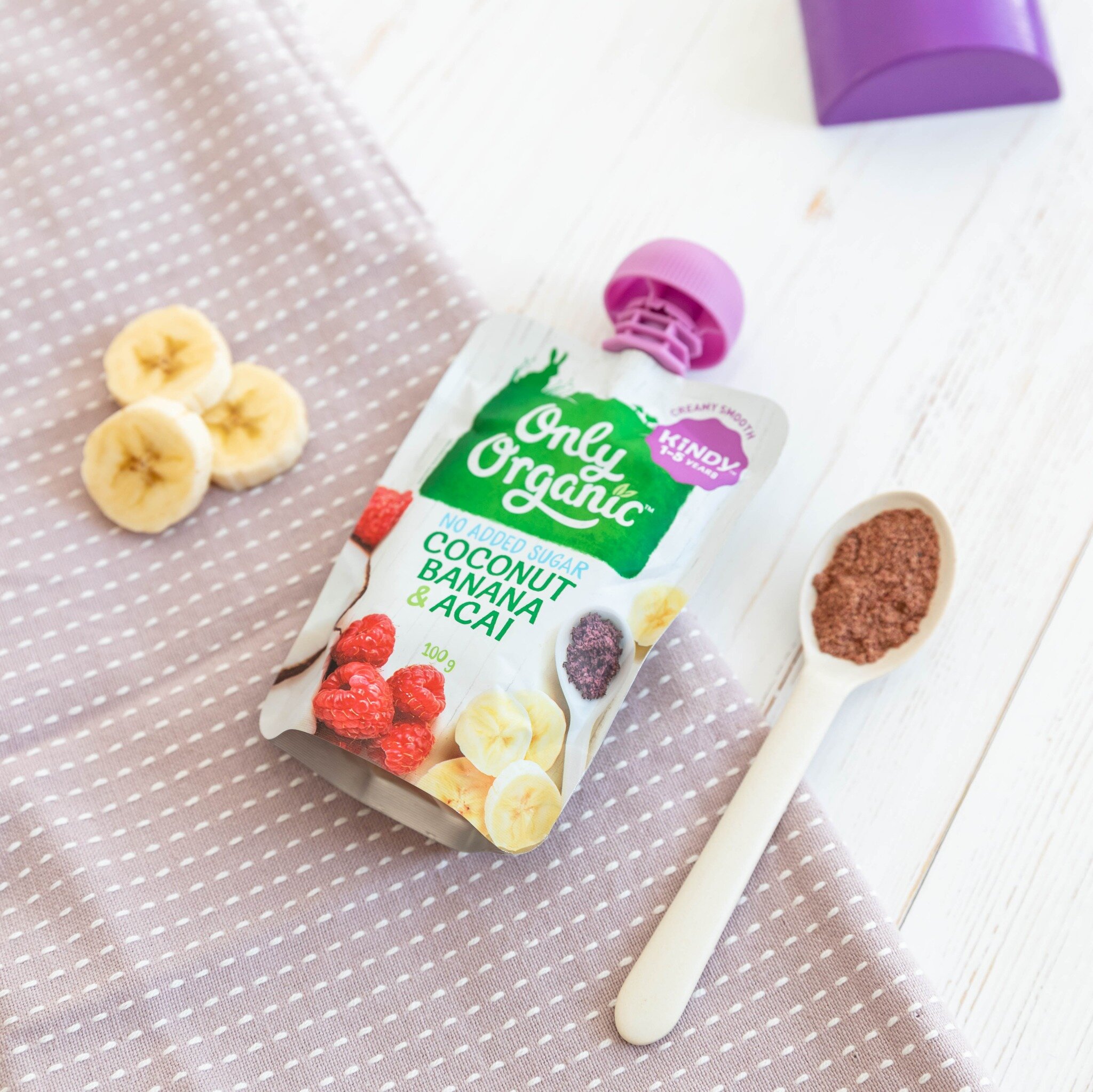 Now here's a yummy snack for little busy bees! 🐝 The Coconut Banana &amp; Acai pouch is part of our Kindy range. It's a great snack or dessert suitable for kids aged 1+ years.  This one is dairy free ✔️

#onlyorganicbaby #busybees #snack #dessert #b