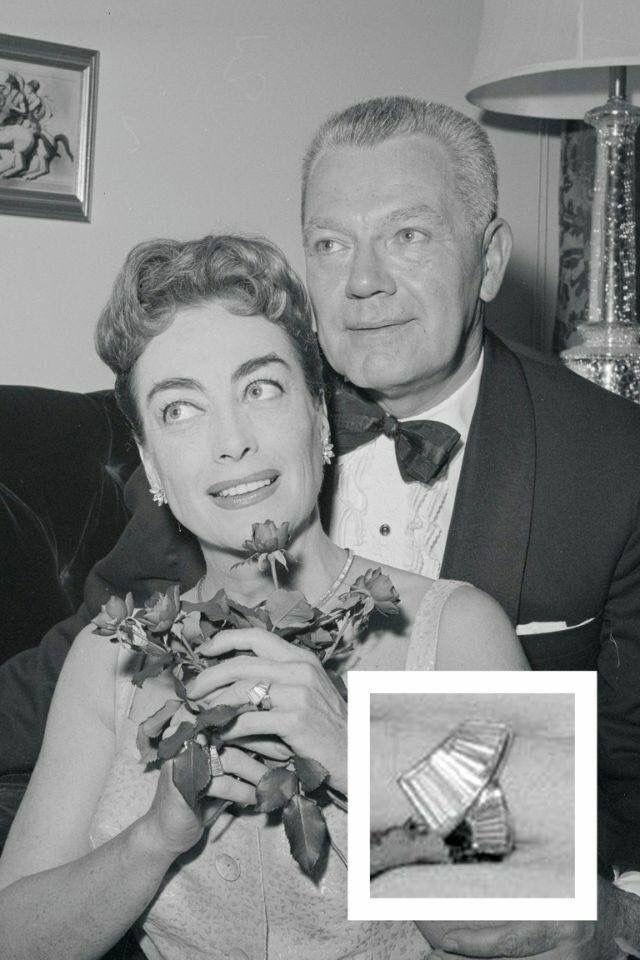 joan_crawford_ring.jpg