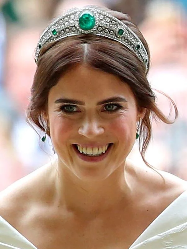 princess_eugenie_emeralds.jpg
