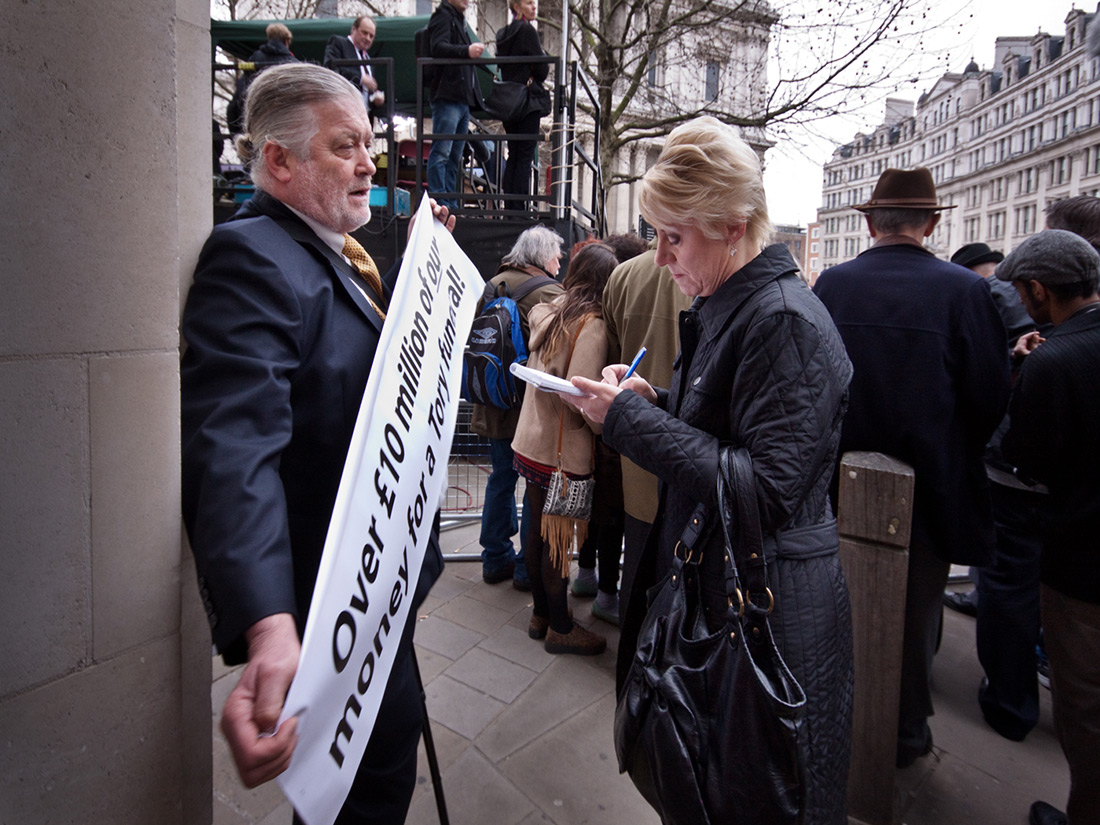 thatcherfuneral23_1100pxl.jpg
