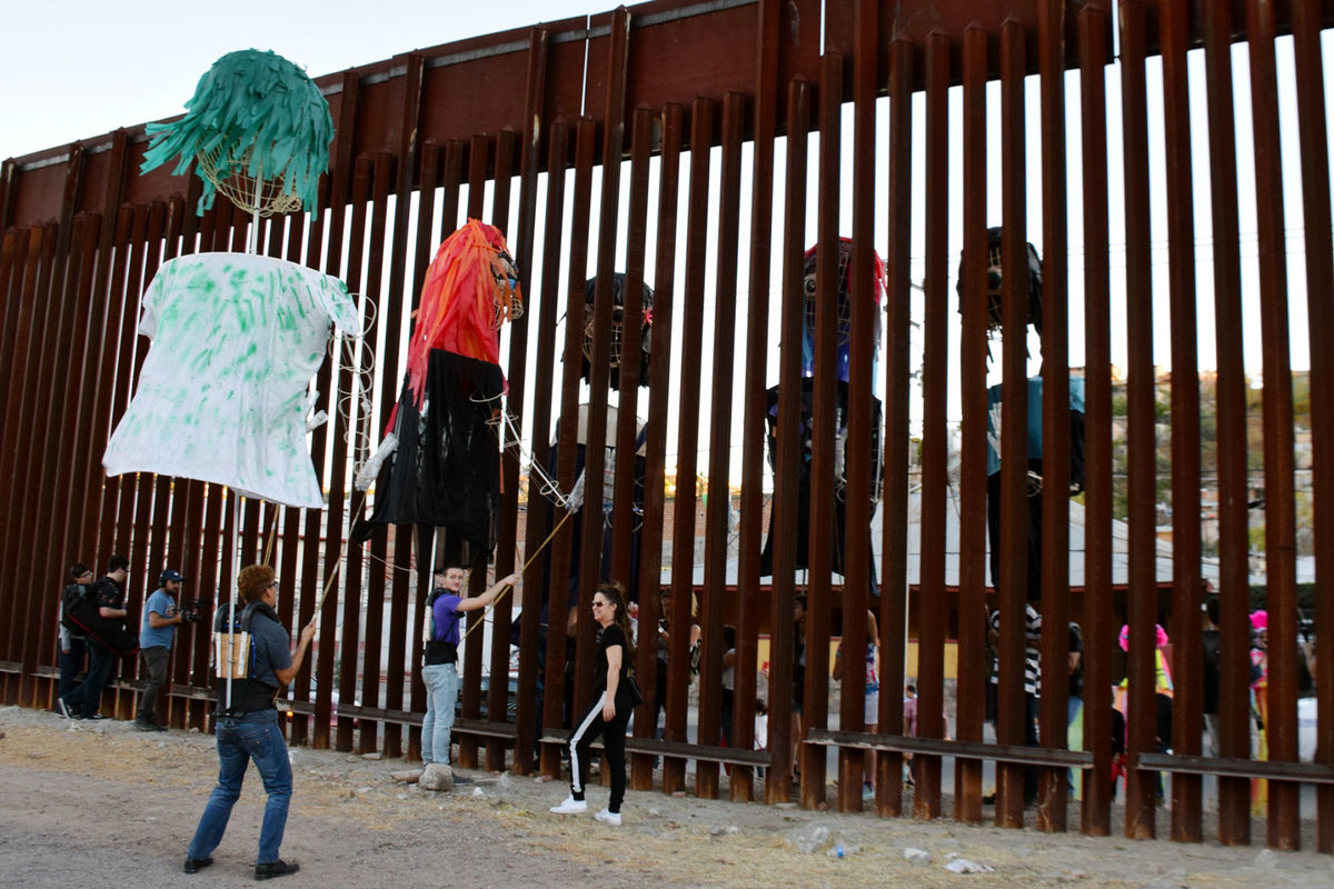 Ambos Nogales Puppet Gathering