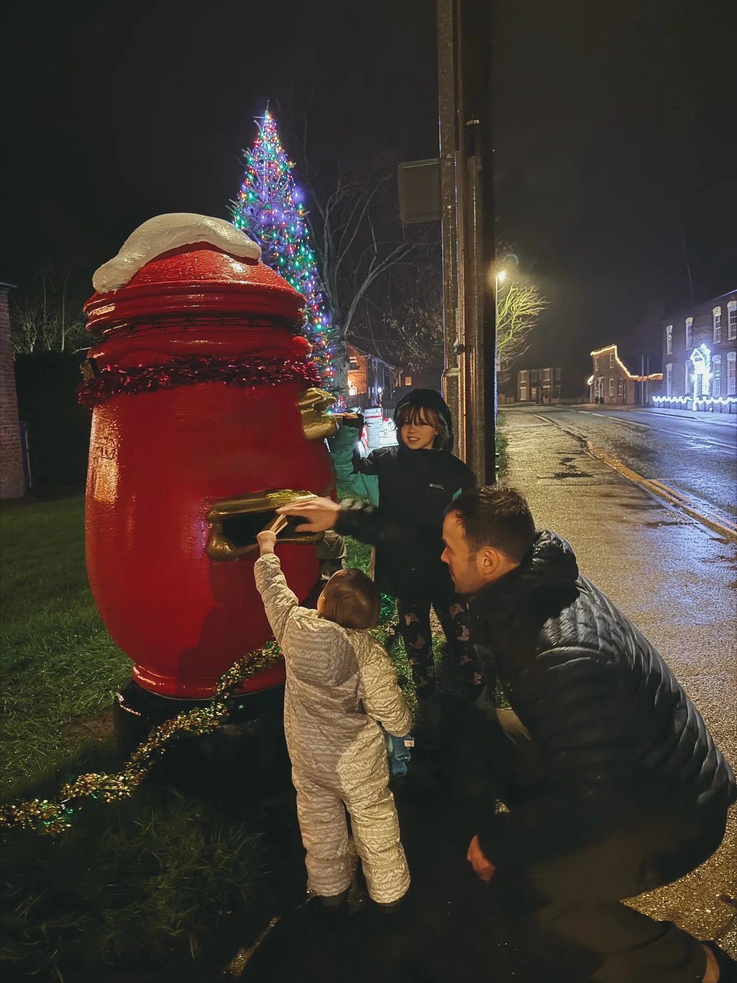 The Official Start To Our Christmas&hellip;
🎄✨

A little late night bimble to the Santa post box in the village to post our letters (late as usual). But it&rsquo;s tradition and no rain or cold winter wind will stop us&hellip;

I also couldn&rsquo;t