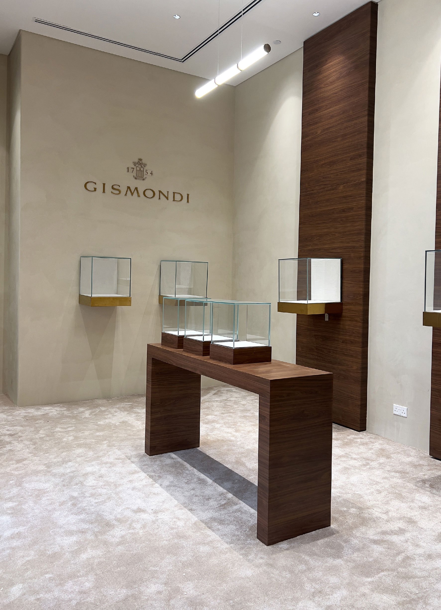 GISMONDI.jpg