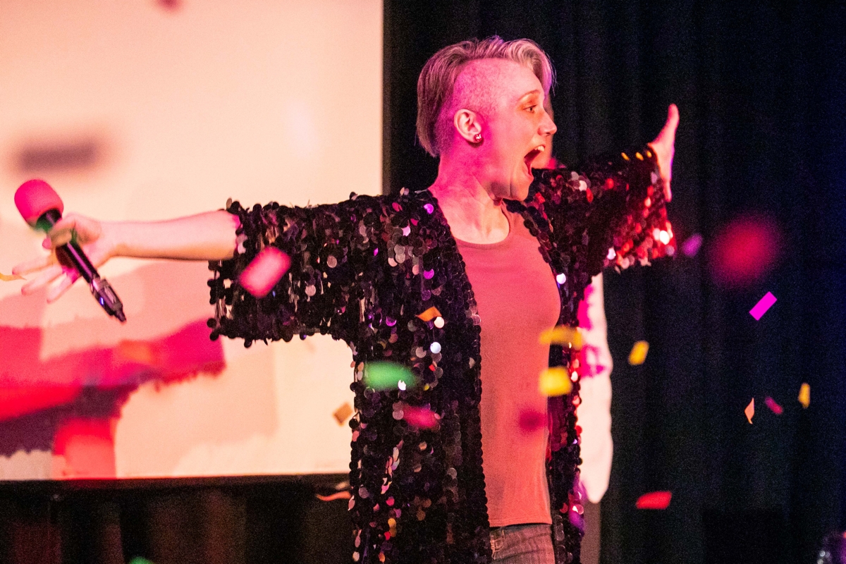 Mallory-Whitfield-Embrace-Yr-Weird-2019_banner-confetti.jpg