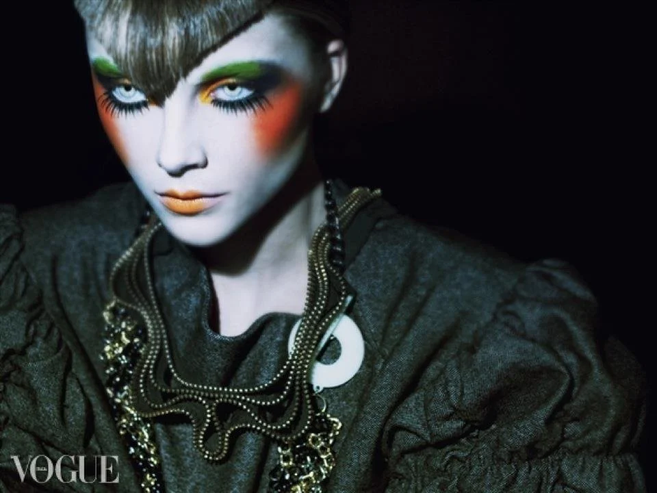 VOGUE