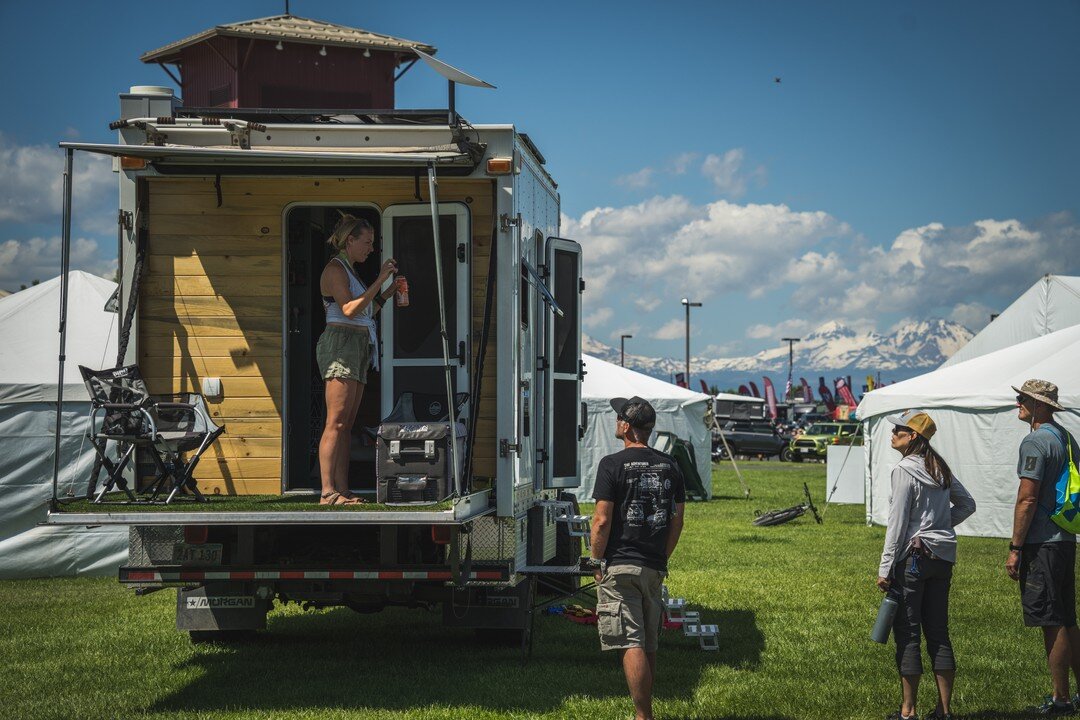 Did you miss us at @overlandexpo PNW?? Well...you're in luck! Come see us at the next one #overlandexpomountainwest2022 !! We'll be hanging out in the DIY Showcase again with sweet rigs like the these that we were surrounded by in Oregon. Come say he