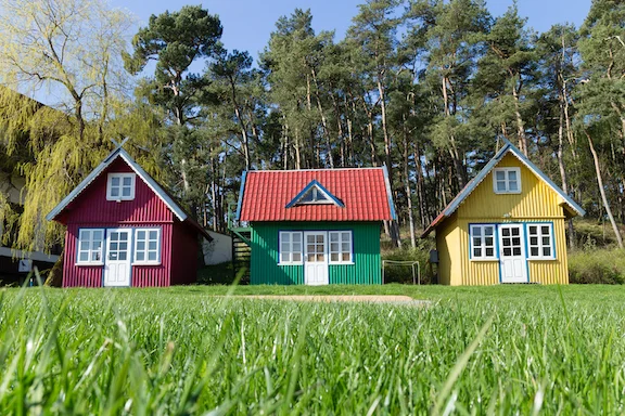 TINY HOUSE SHUTTERSTOCK copy.jpg
