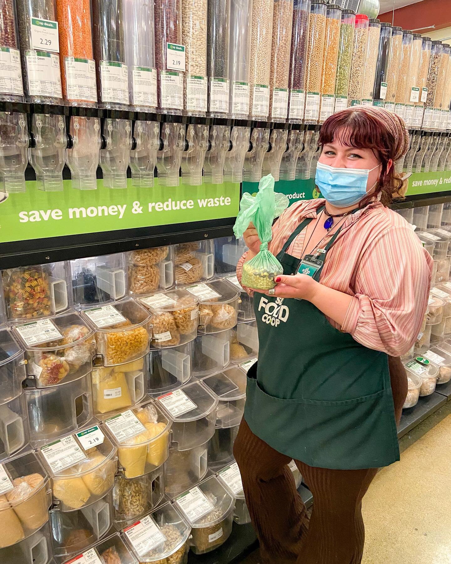 Saving money AND reducing waste when you shop from our bulk department? We guess that just comes with the tare-itory! 🛒🛍 

Bulk grains, legumes, nuts, seeds, flours and more are not only smart shopping choices, but it helps reduce waste ♻️ when you