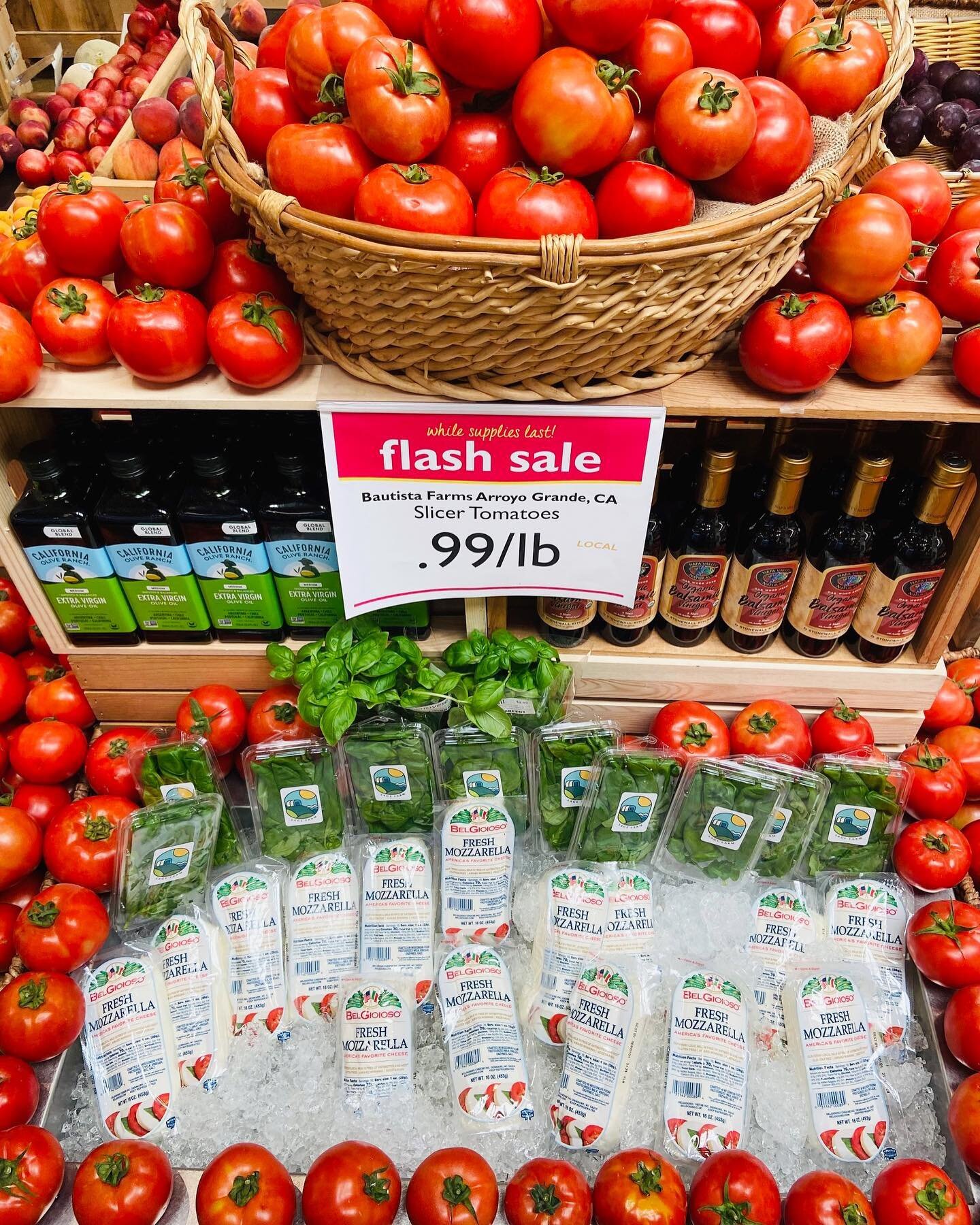 Double Flash Sale!! 🍅🥒🍅🥒🍅🥒🍅🥒🍅🥒🍅🥒🍅

Local Bautista Tomatoes are .99 /lb  AND Woodstock Pickles are $3.99 /each (REG $6.49-$6.99)

Owner-members take an ADDITIONAL 10% OFF for Owner Appreciation Days! (Ending on the 20th) 🎉 

This tomato 