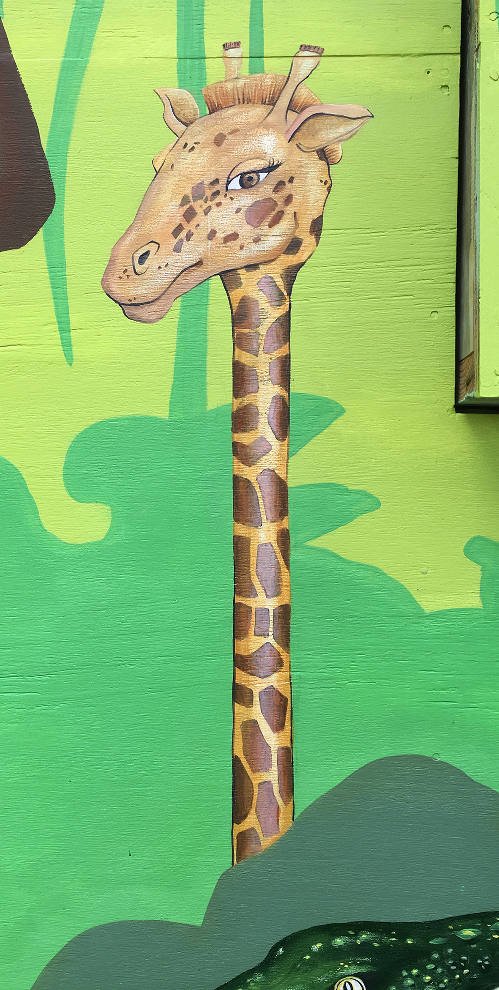 smaller giraffe.jpg
