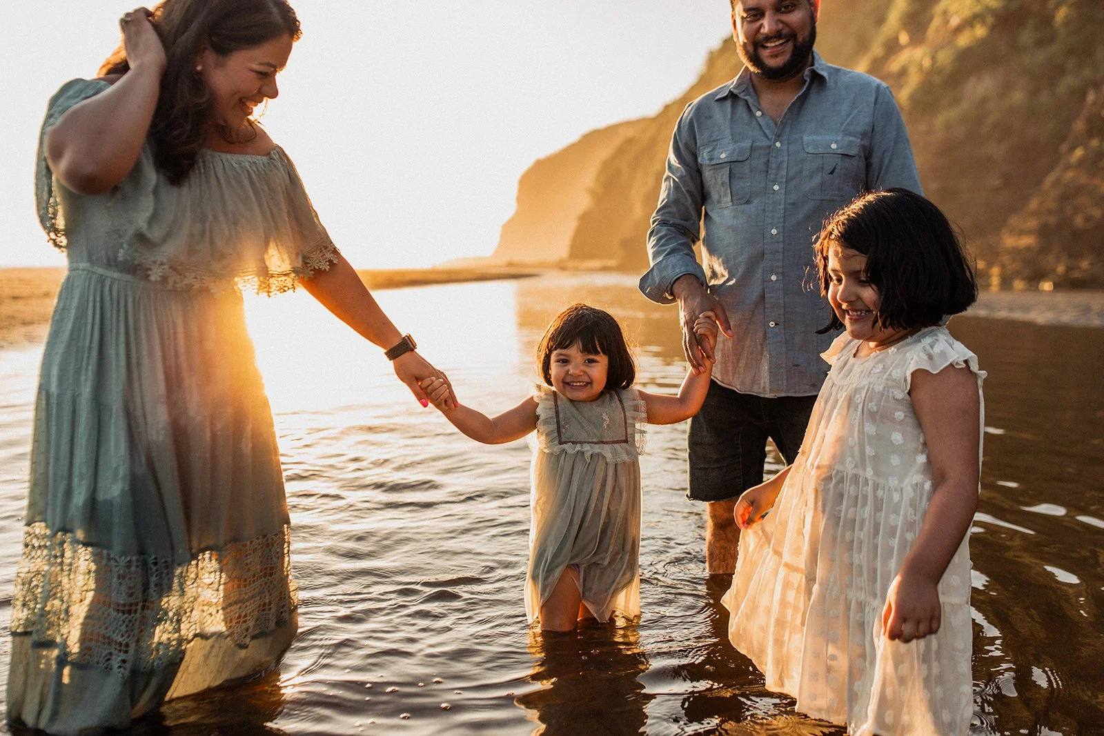Golden hour family session, Auckland (Copy)