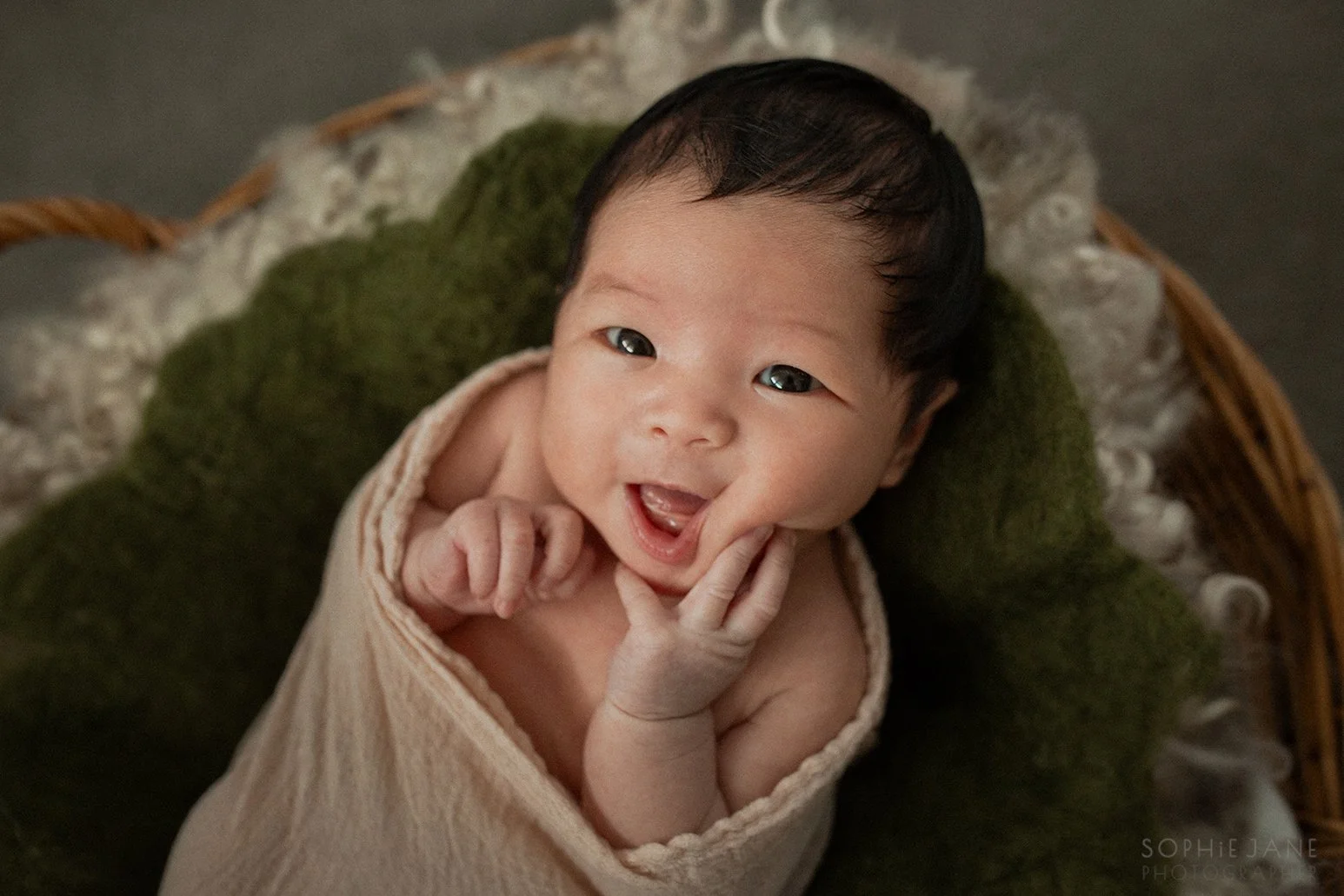 Lifestyle Newborn Session (Copy)