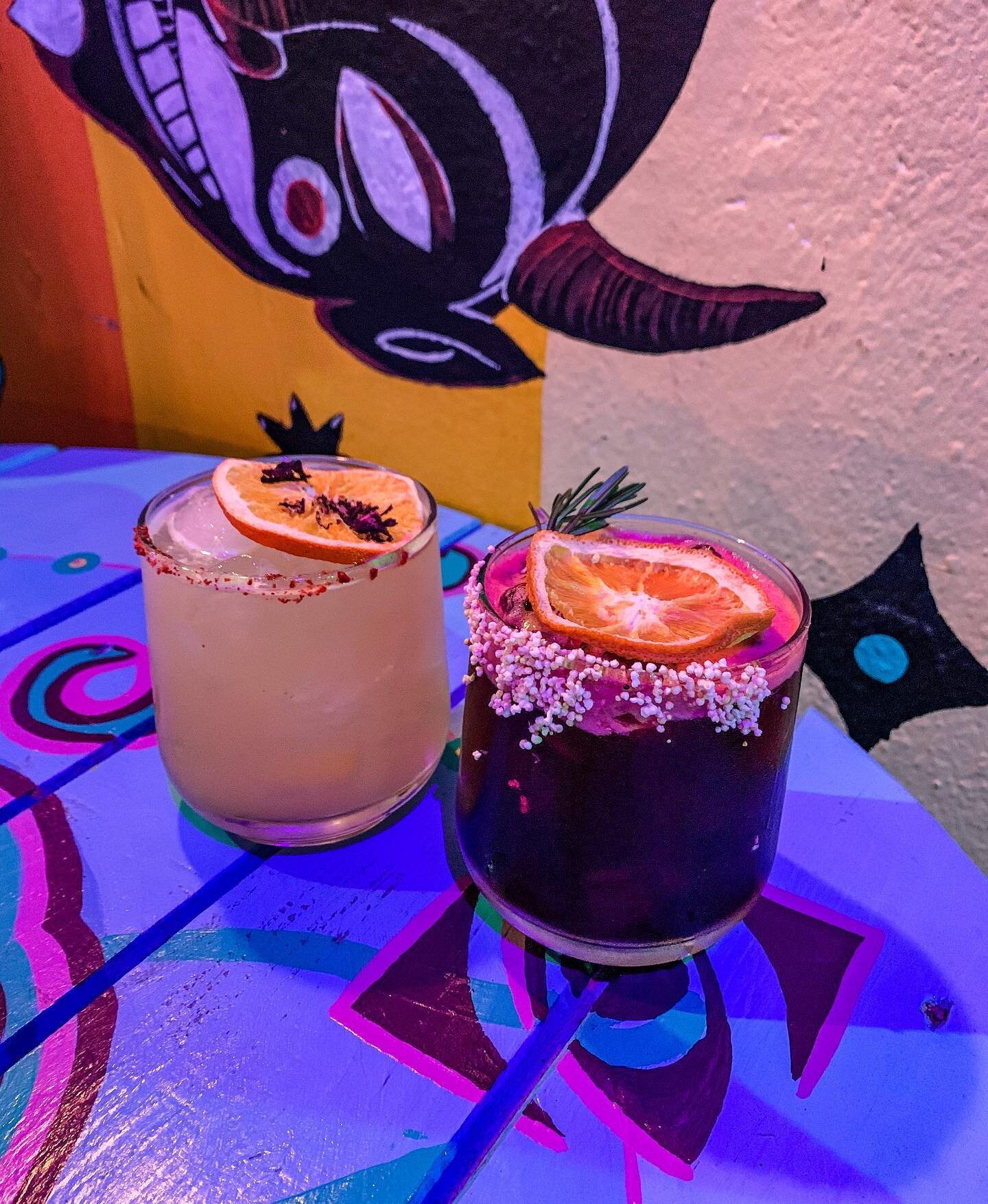 It&rsquo;s Friday night and we&rsquo;re ready for cocktails. Who&rsquo;s joining us? &iexcl;Salud por el fin de semana!

🆆🅷🅰🆃 An eclectic spot, filled with bright colored art and murals, topped off with delicious, creative mezcal-focused cocktail