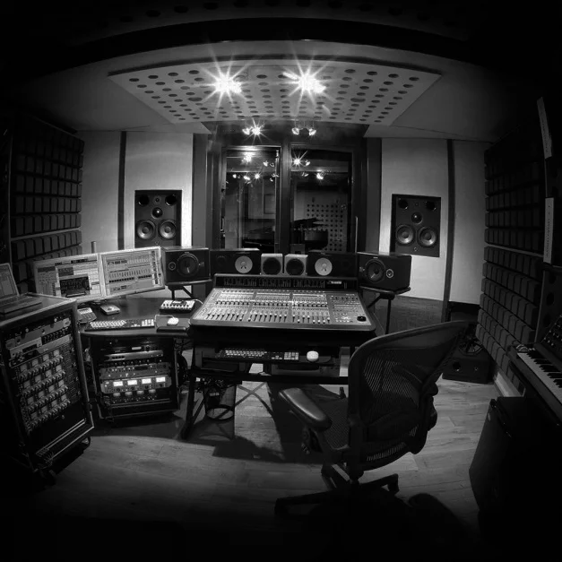 Neari Studio.jpg