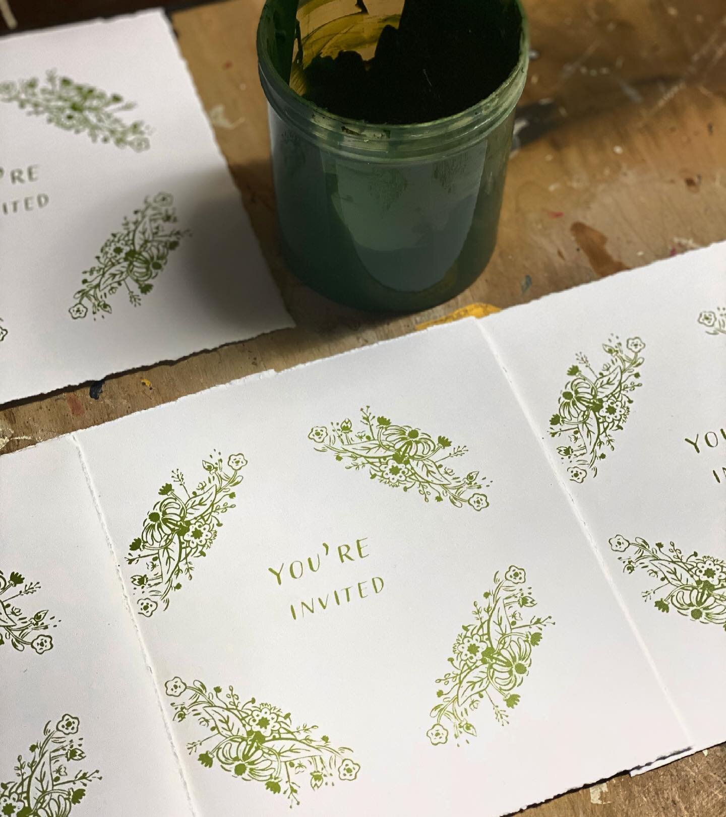 A sneak peek at the beginnings of a new card invitation project, gold details to follow ✨We love how each one gets its own special attention. These are cards that really show your guests what great taste you have! 😌