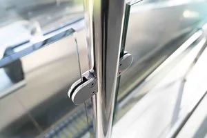 balustrade-glass-hardware-frameless.jpeg