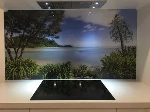 LED-kitchen-splashback.jpg