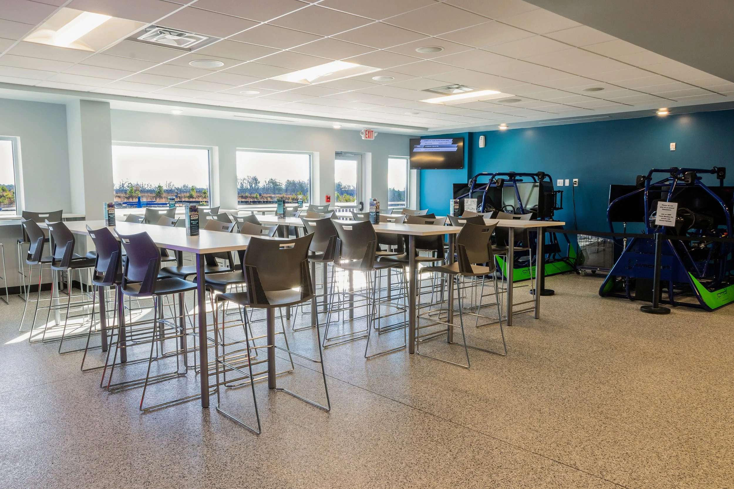 2019-15-01 event space-17_PS.JPG