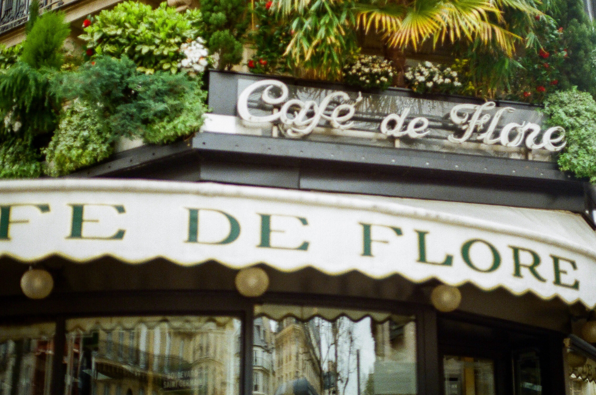  The sign outside of Café de Flore, one of Paris’s most famous cafés, closed by the lockdown.  