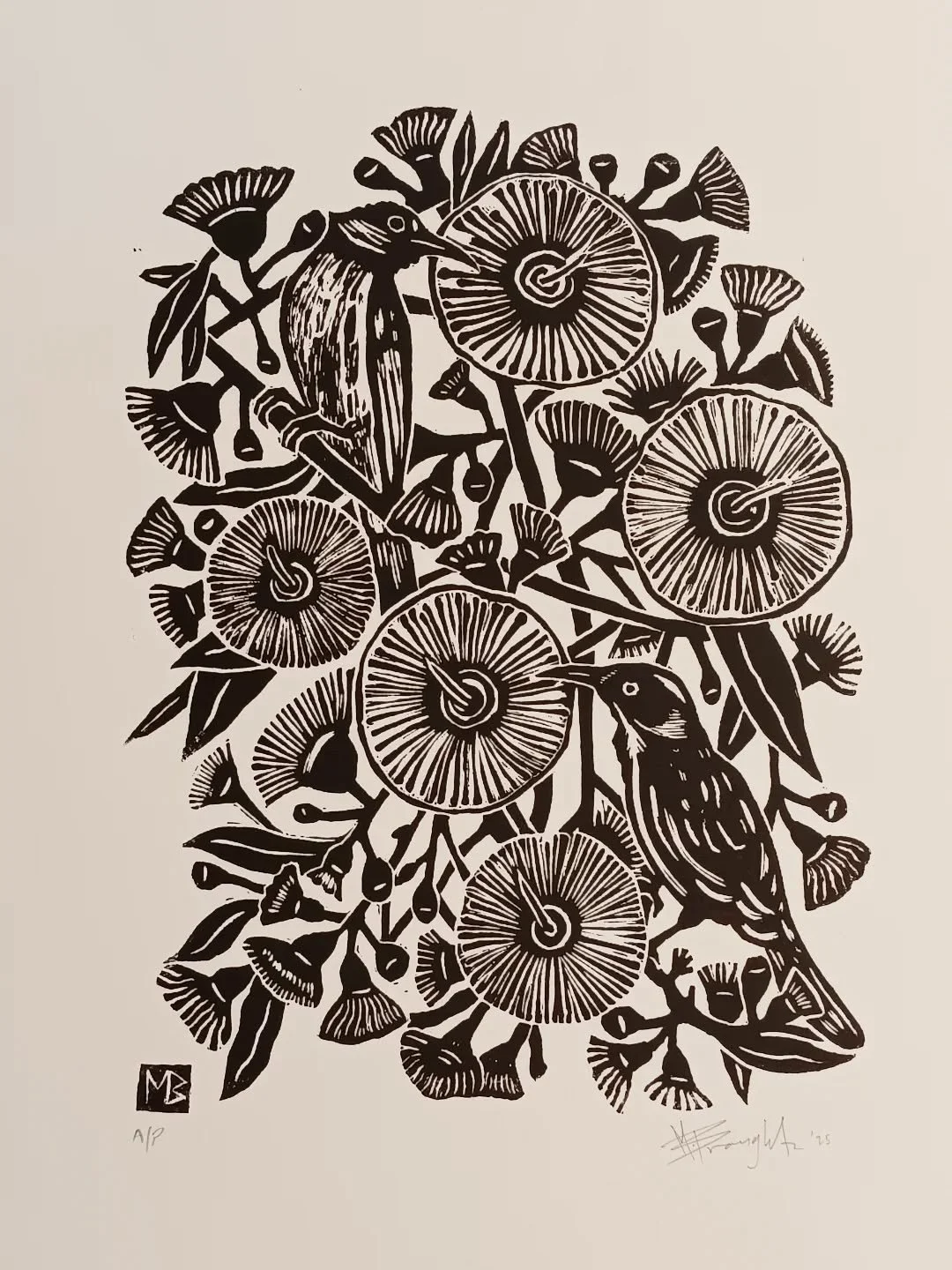 A new linocut print of Honey Eaters. Available on my web shop. #art #Illustration #linocut #birds #print