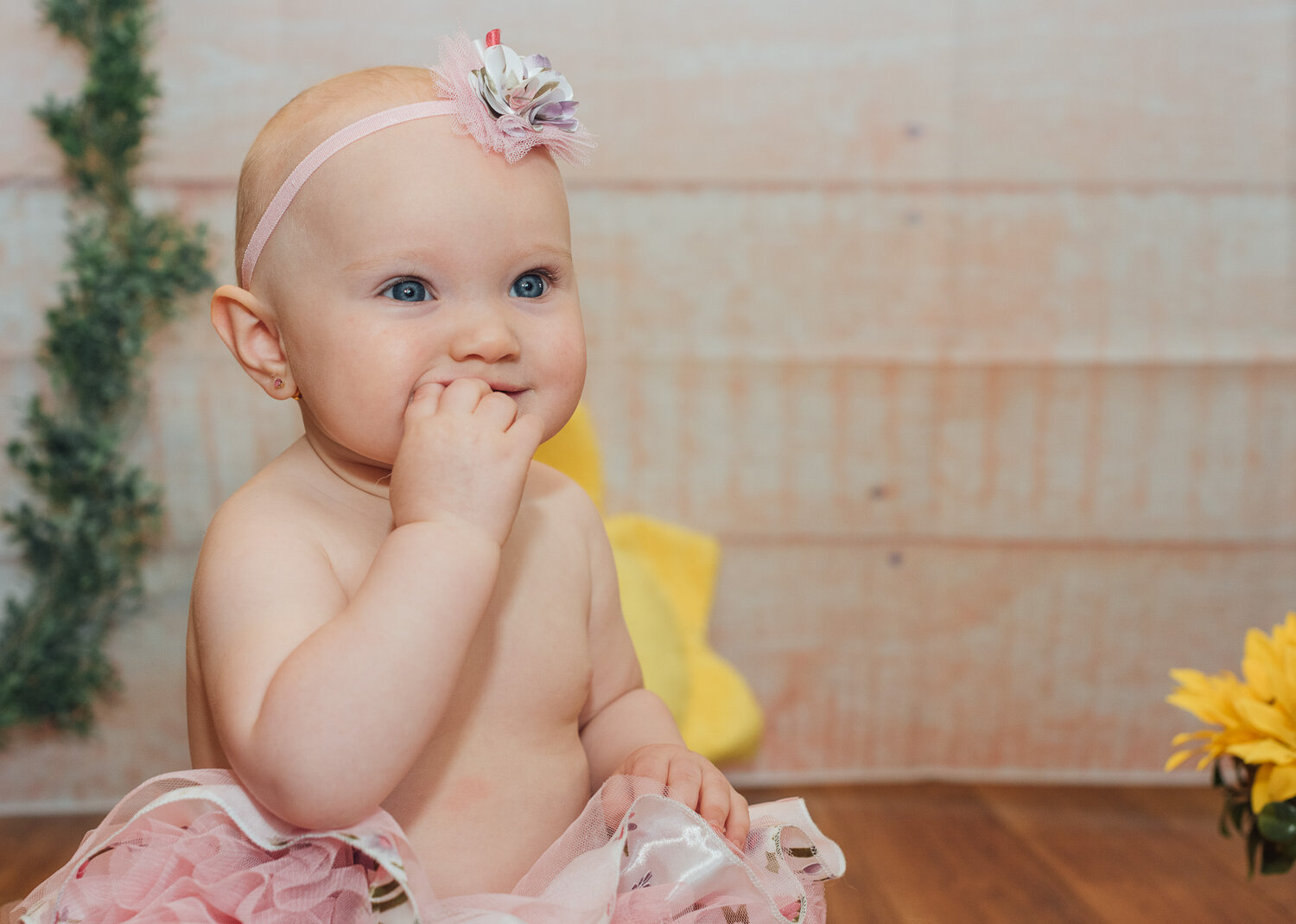 Lucy's 1st Birthday Shoot-20.jpg