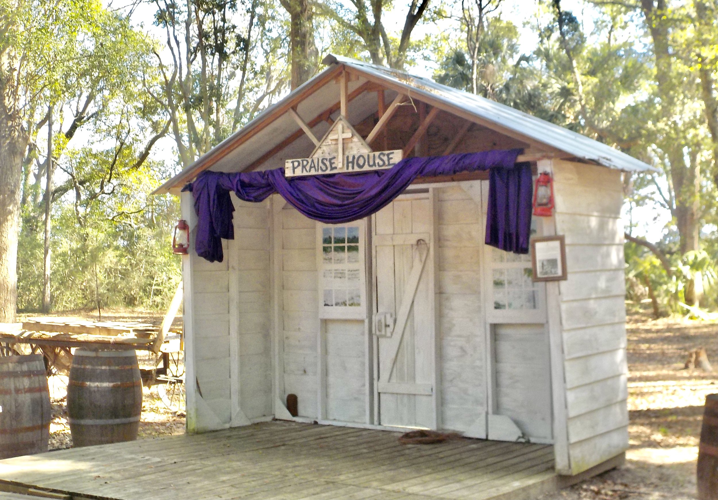  FACADE OF A PRAISE HOUSE, HISTORIC MITCHELVILLE FREEDOM PARK 