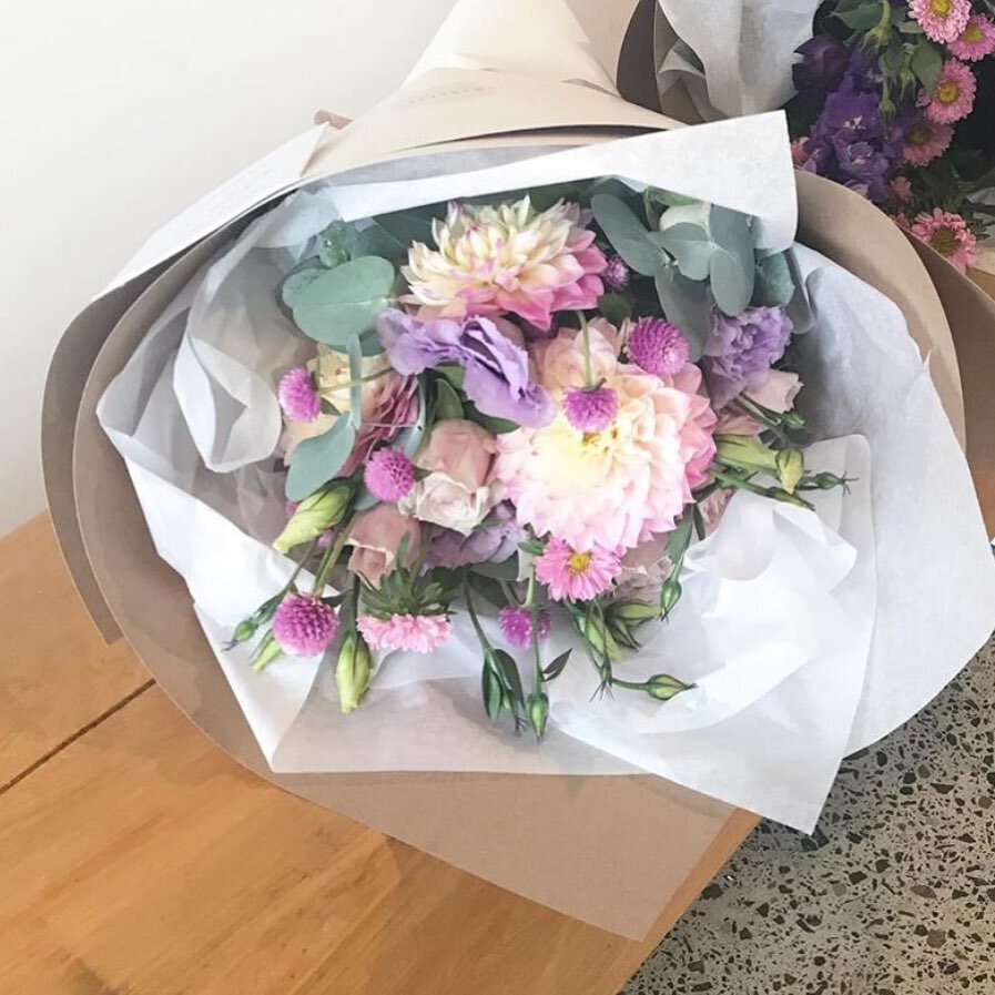 💐MOTHER&rsquo;S DAY GIVEAWAY!! 💐

Tag a mother who you would like to gift a treatment to and follow our @theosteopathyroom account. The lucky mum will receive 1x osteopathic appointment at either our Mt Maunganui or Tauranga clinic on return to wor