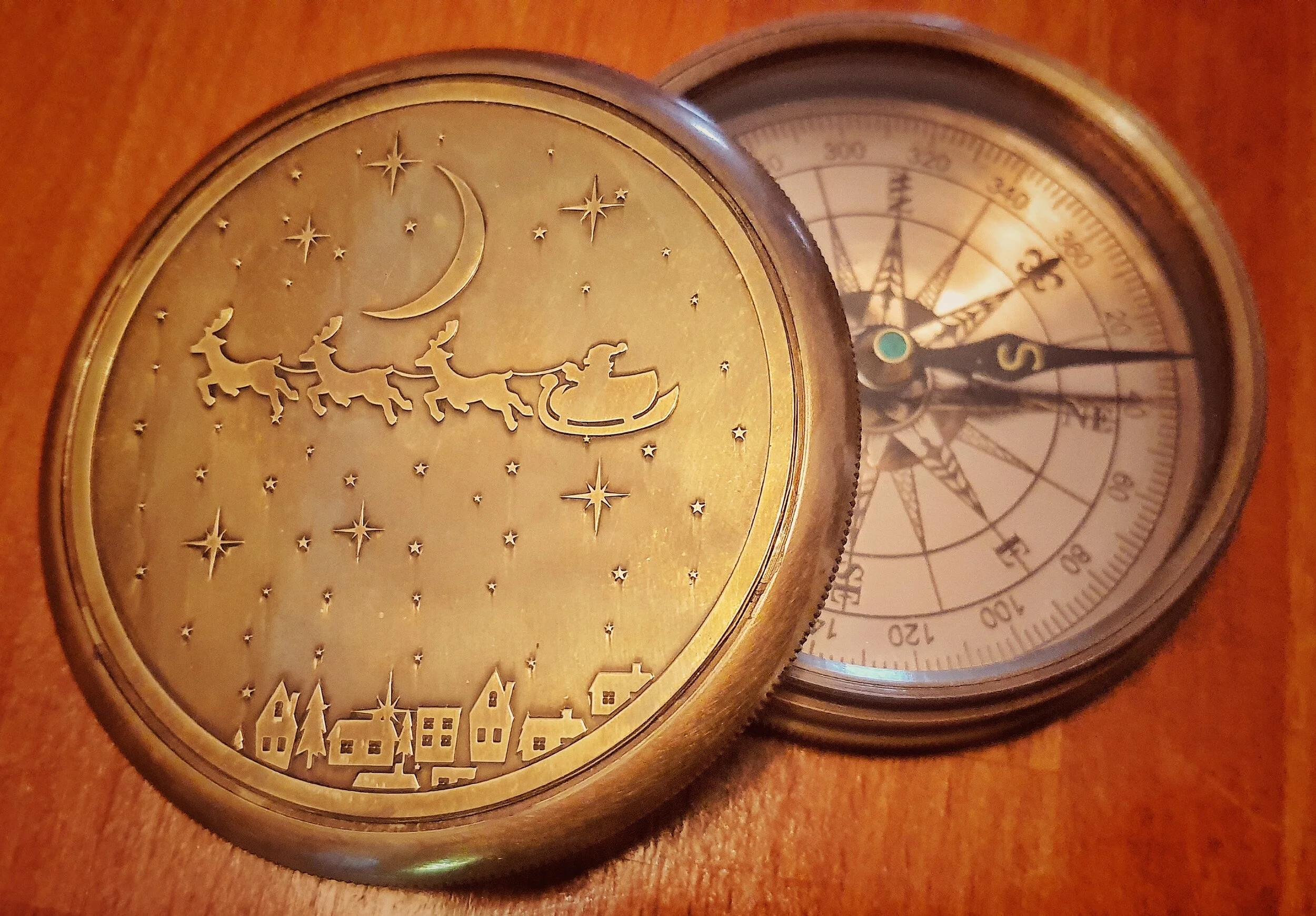 Christmas Compass with Leather Case