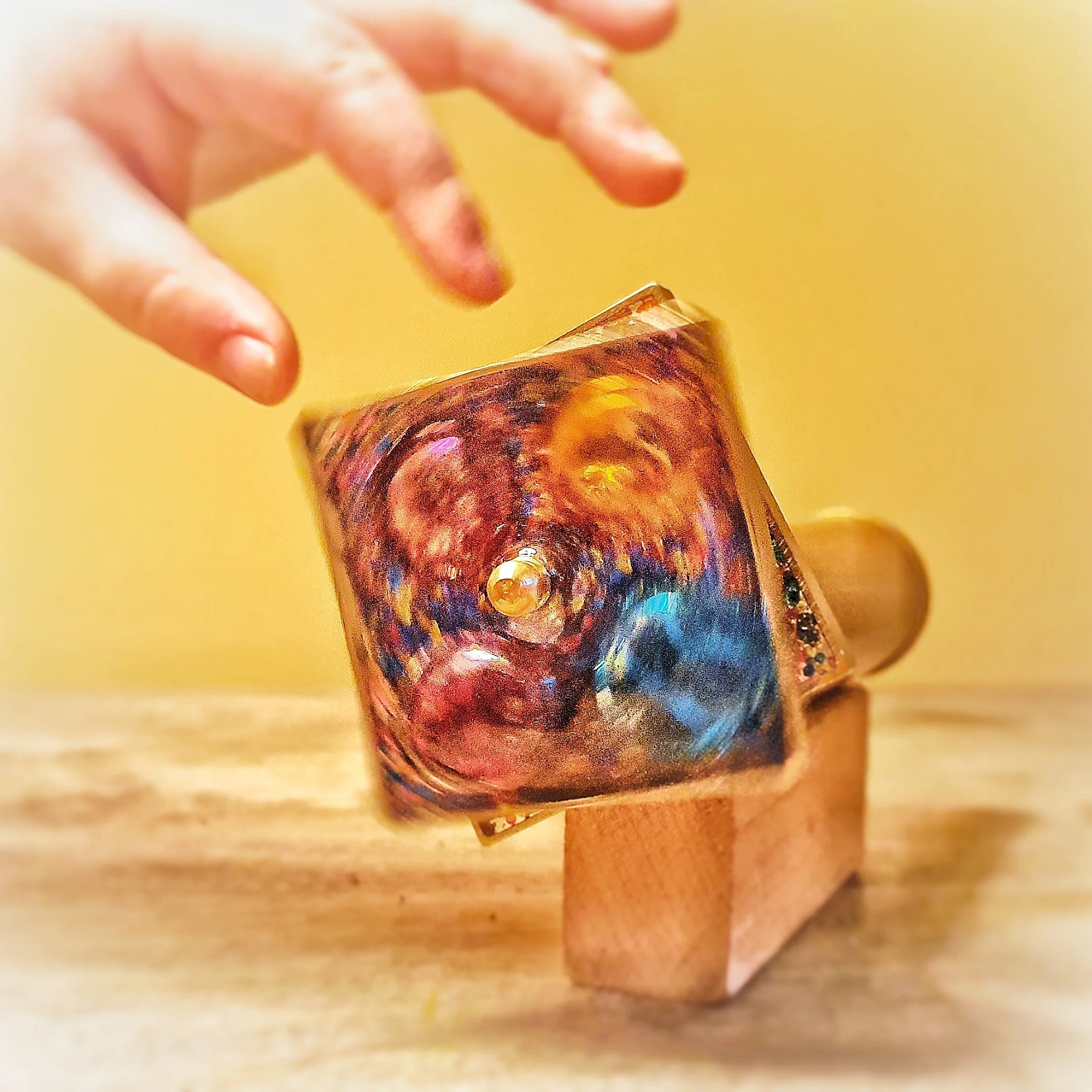 Kaleidoscope medium Barrel - SQUARE wheel