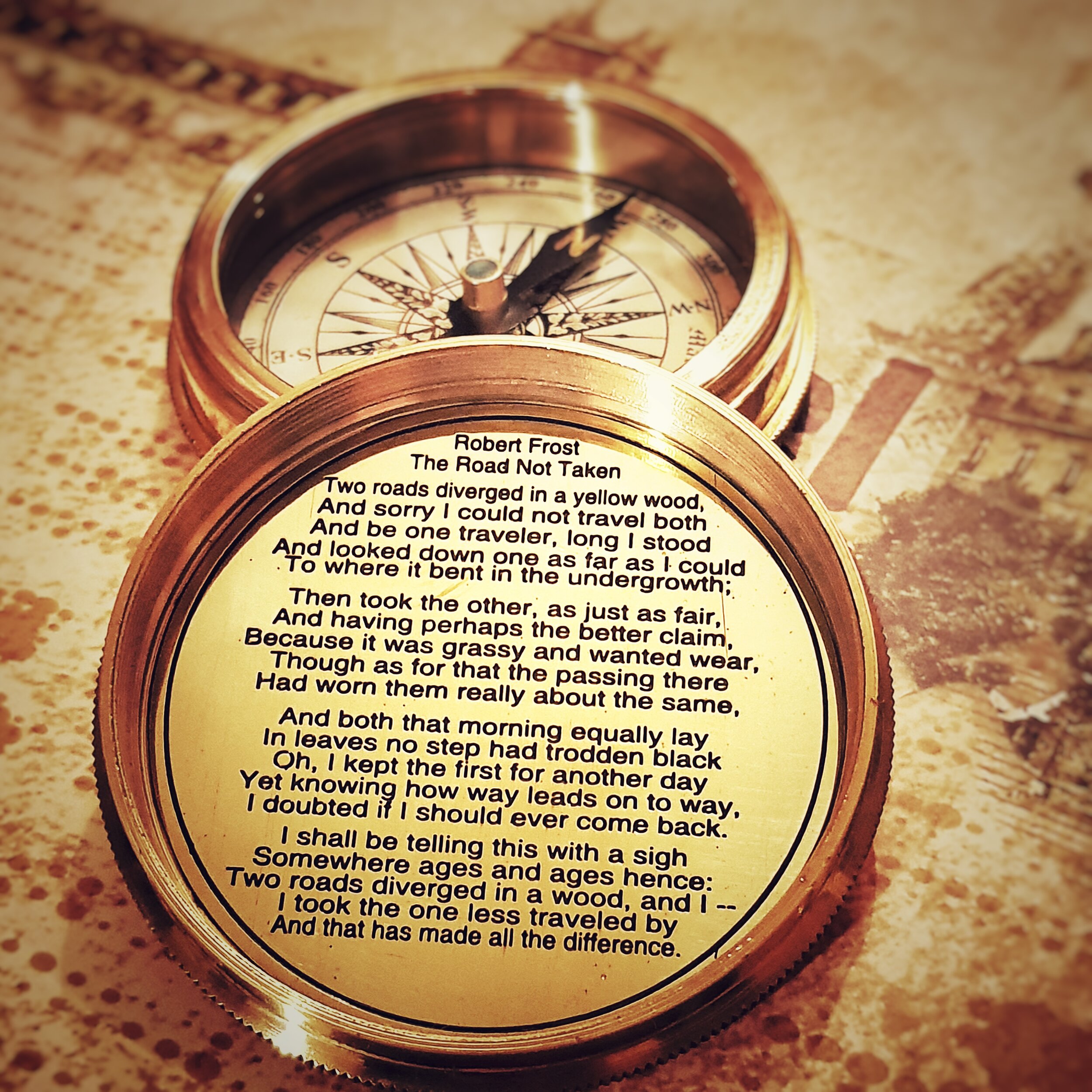 Details about   3 inch Robert Frost Poem Brass Compass Pocket Compass 1885 