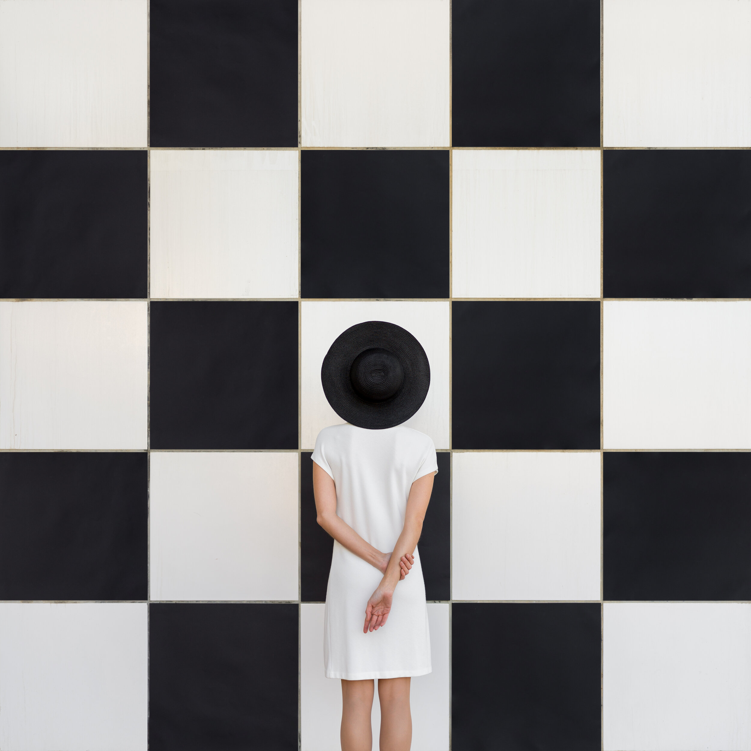 Anna Devis & Daniel Rueda, Checkmate (2019)