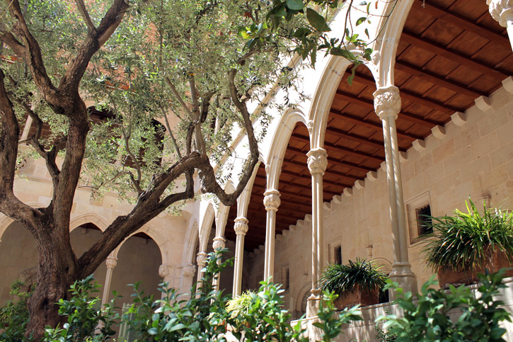 Monastery-arches1.jpg