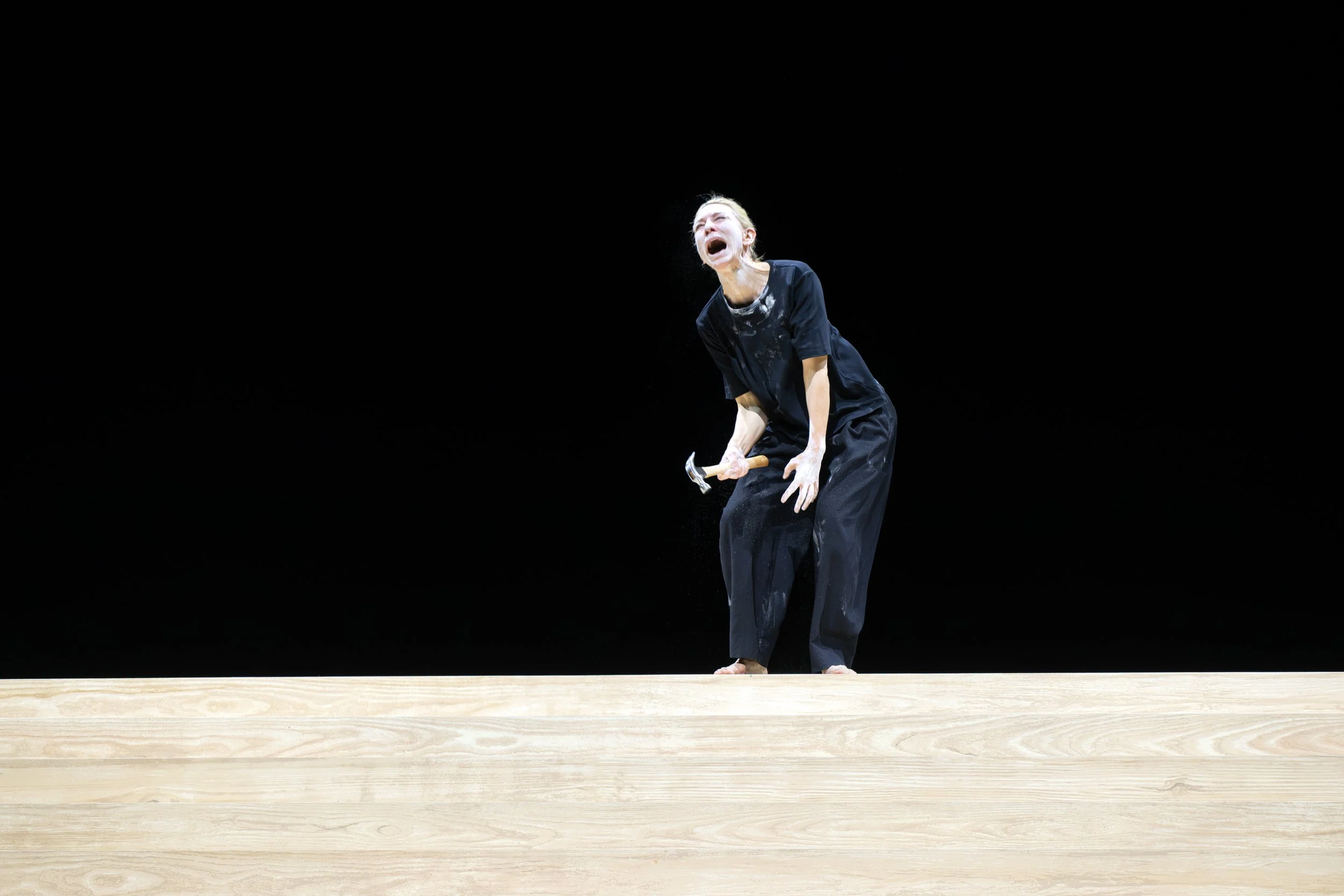 Cate Blanchett (Electra) in Electra Persona at the National Theatre. (c) Monika Rittershaus 234.jpg