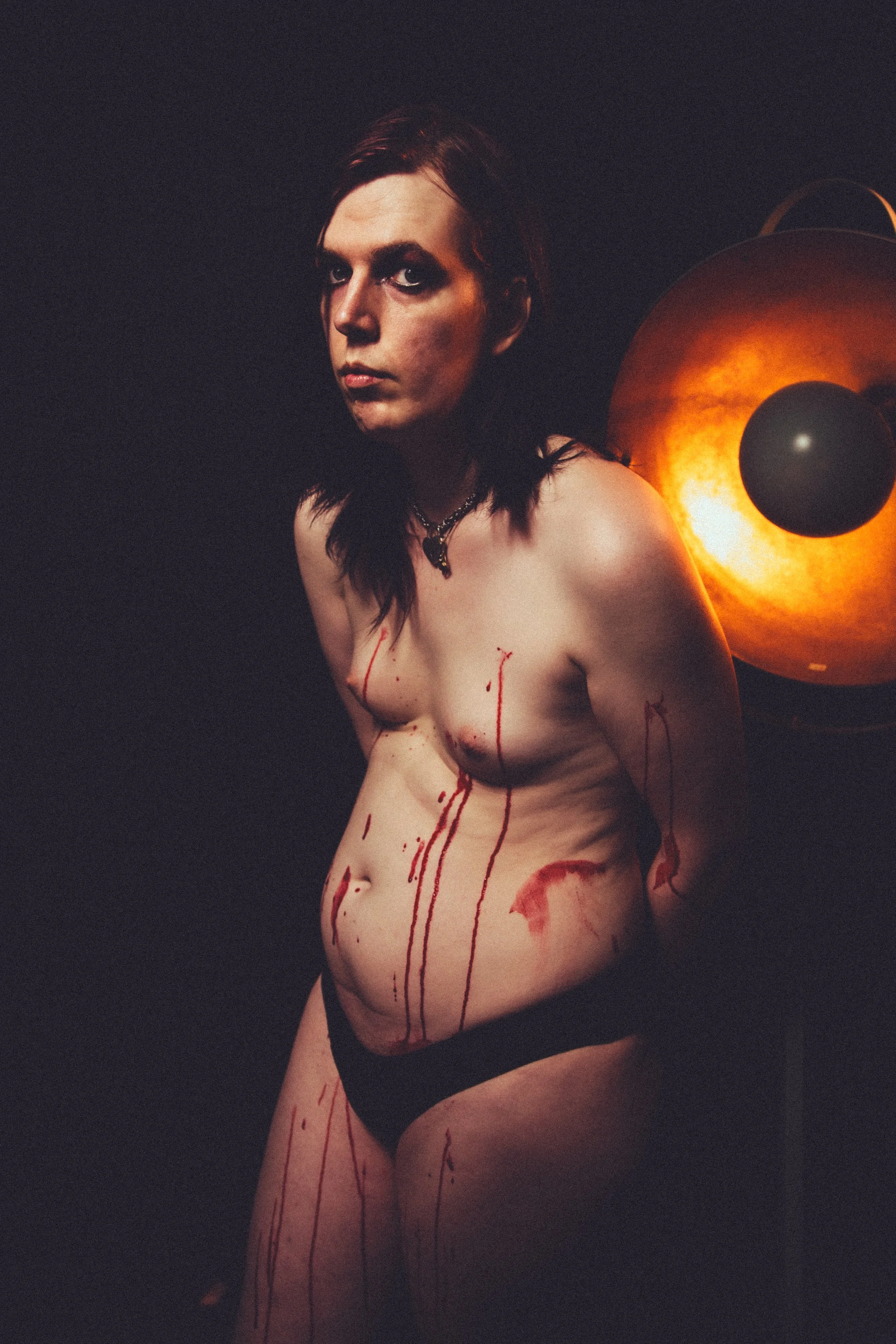 bloody-12.jpg