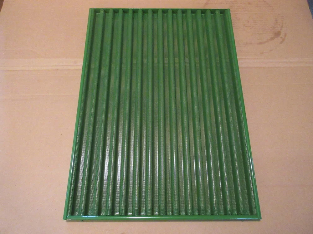 Side Screen for 5010 6030 7520 — Lind Bros Tractor & Parts