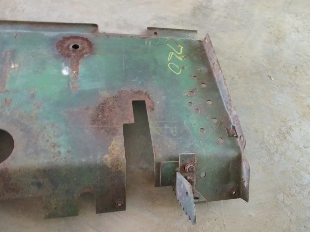 Platform Fenders — Lind Bros Tractor & Parts