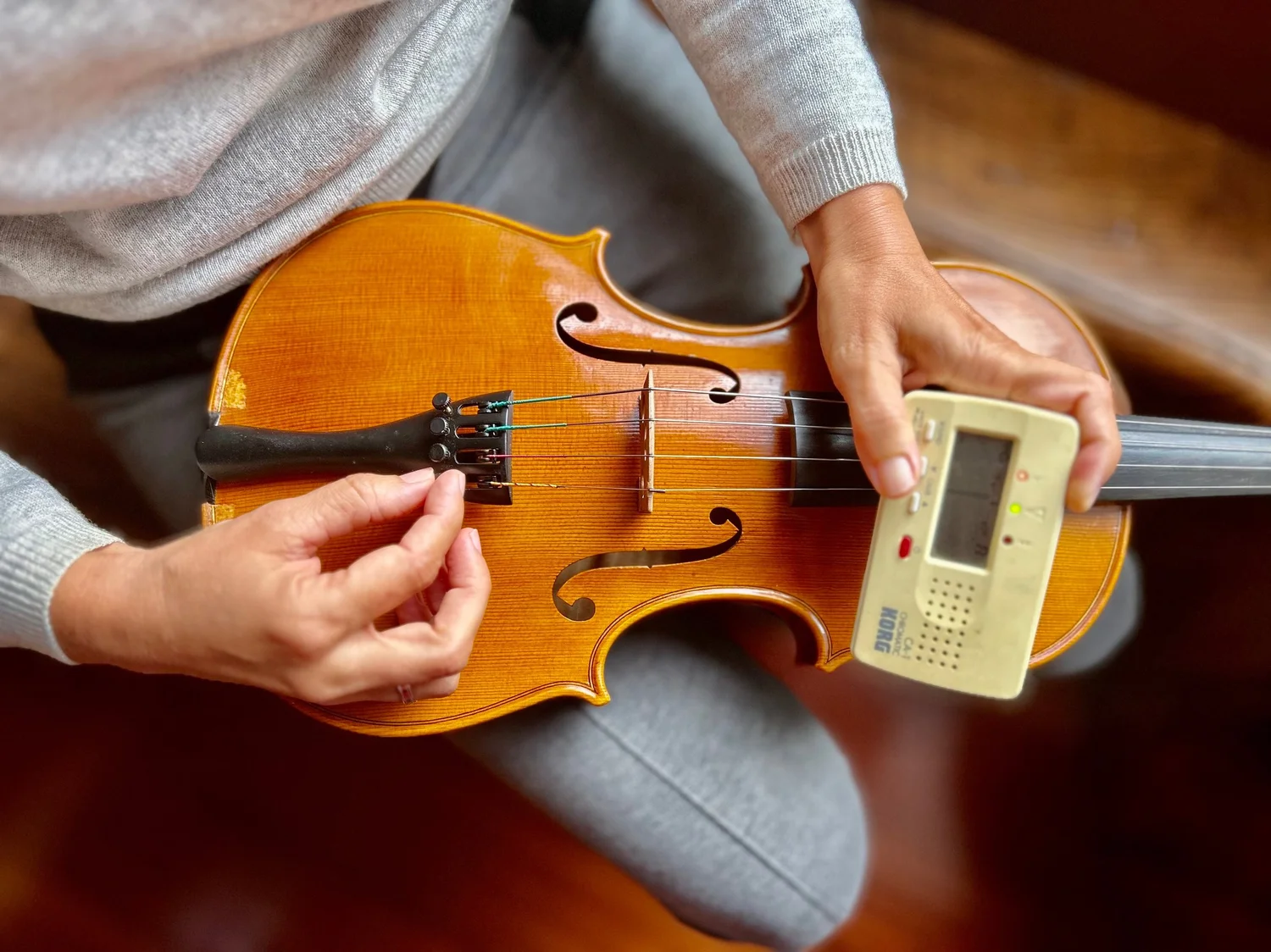 How to change strings and tune a violin — Maite Iglesias
