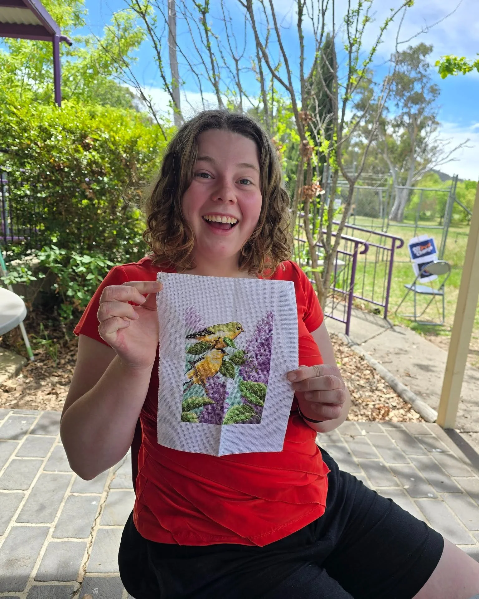 We had a lovely time at the first Ecocrafternoon held at the Diversity Hub in Kambah.  It was a beautiful day to sit outside and craft and chat. 

Tessa finished her bird cross stitch and found some more supplies at UpShop.  Caroline made a lovely bi