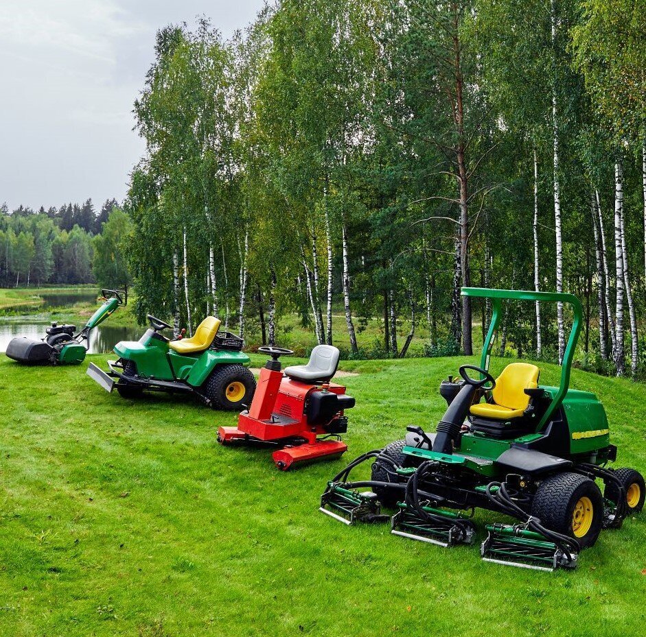 A golf course professional is only as great as their golf course tools, and they require a lot of different ones to do their job and make a meaningful impact on the course. Golf maintenance involves a variety of disciplines such as agriculture and ag