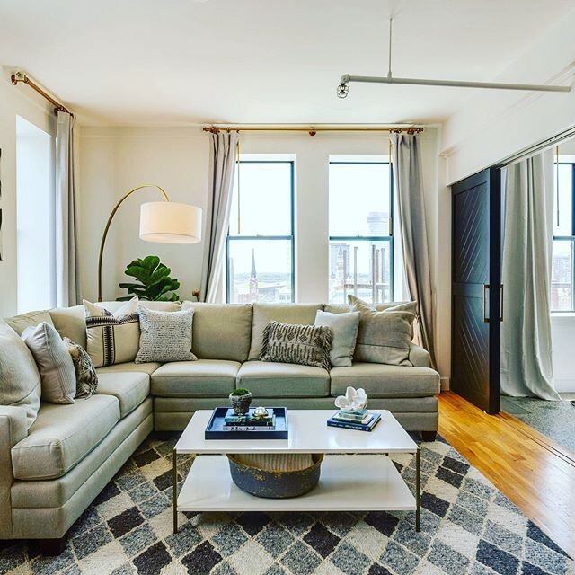 This chic downtown condo has the best views. Love the airy feel of this small space #csh_designs_interiors