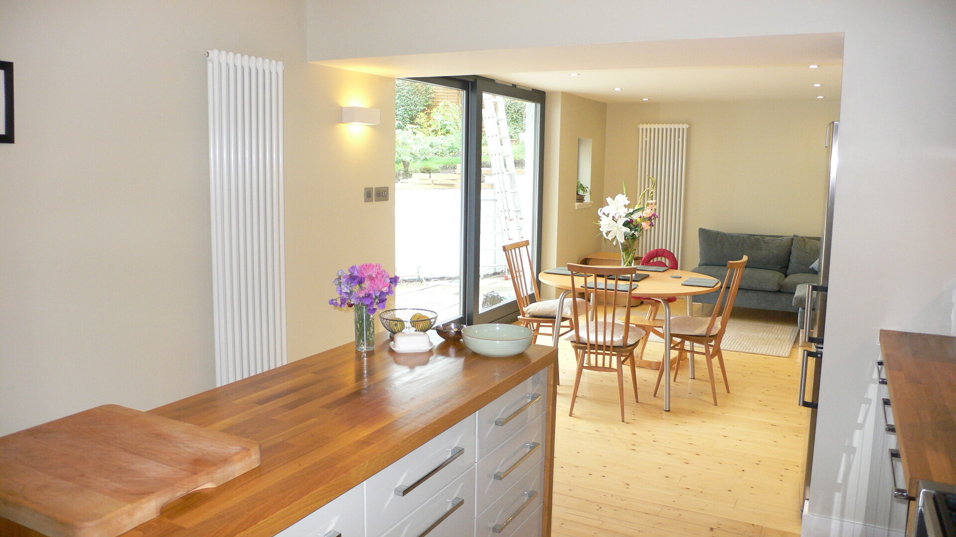  A structural opening was formed to link the new extension to relocated kitchen. 