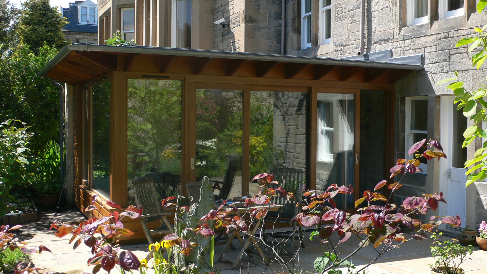  The contemporary extension replaced an existing conservatory. 