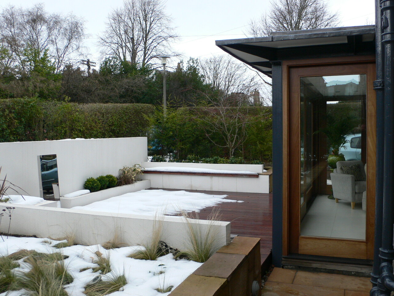  A large sliding door allows uninterrupted access from the extension to a sunny patio. 