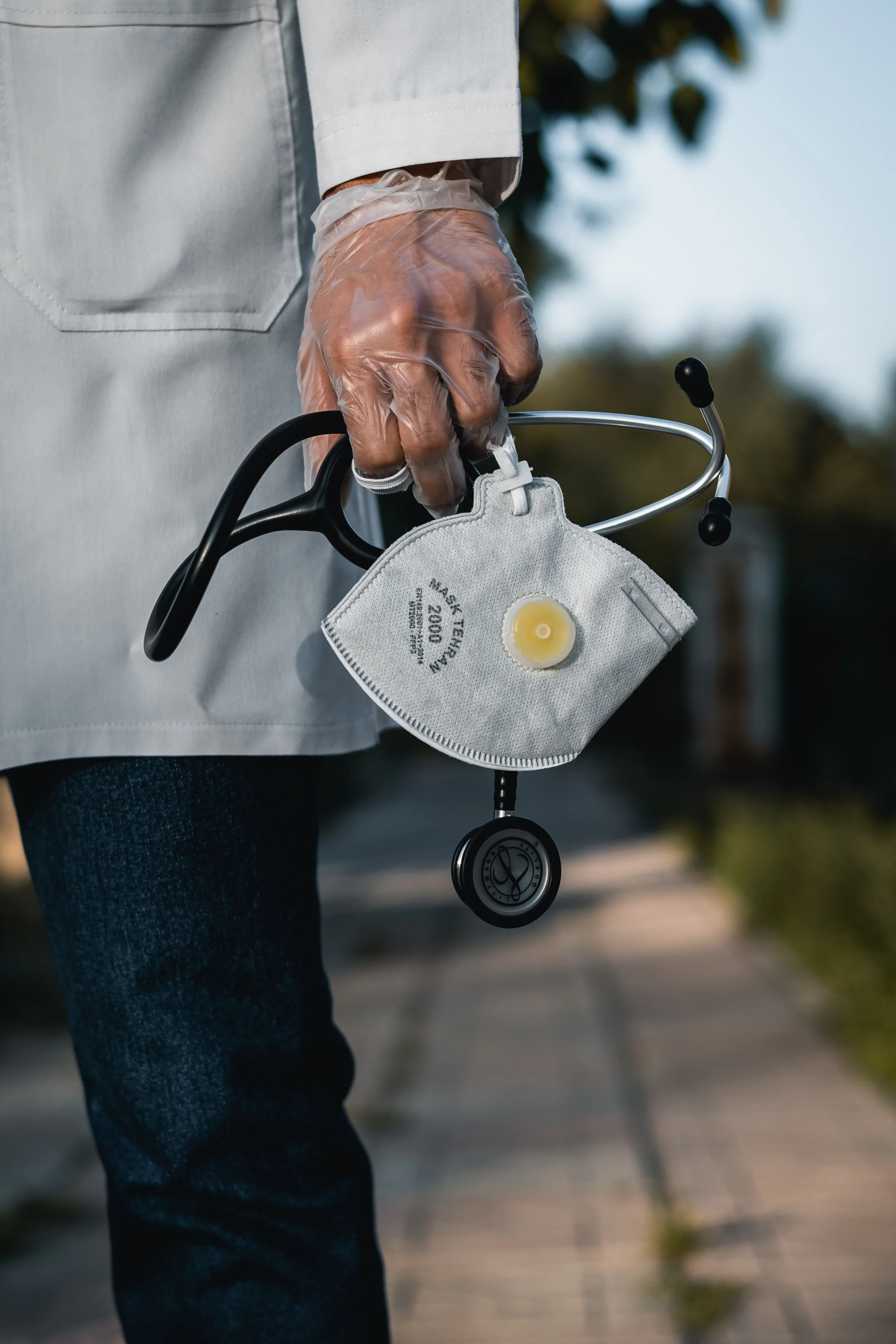 Whose life is worth saving? Debunking the Coronavirus  ‘Do Not Attempt Resuscitation’ Controversy
