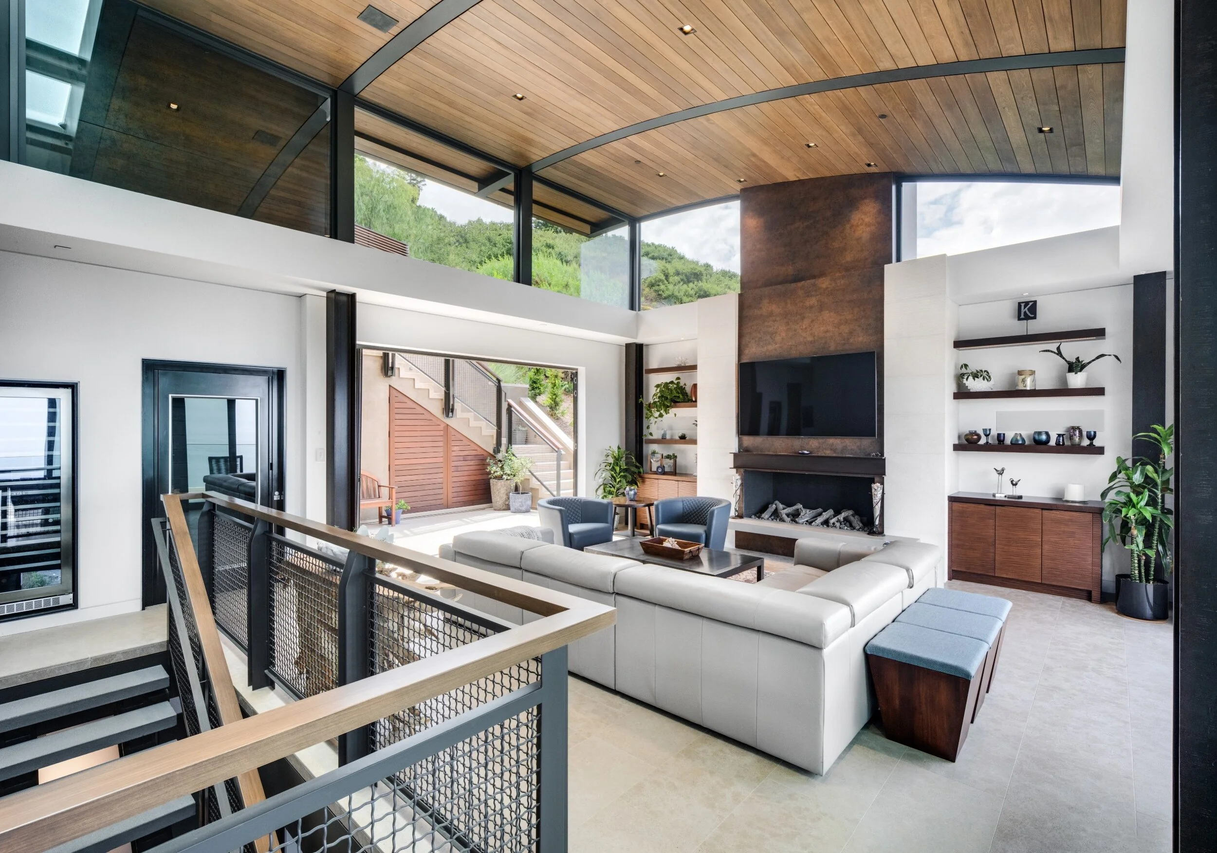 Living towards entry.jpg