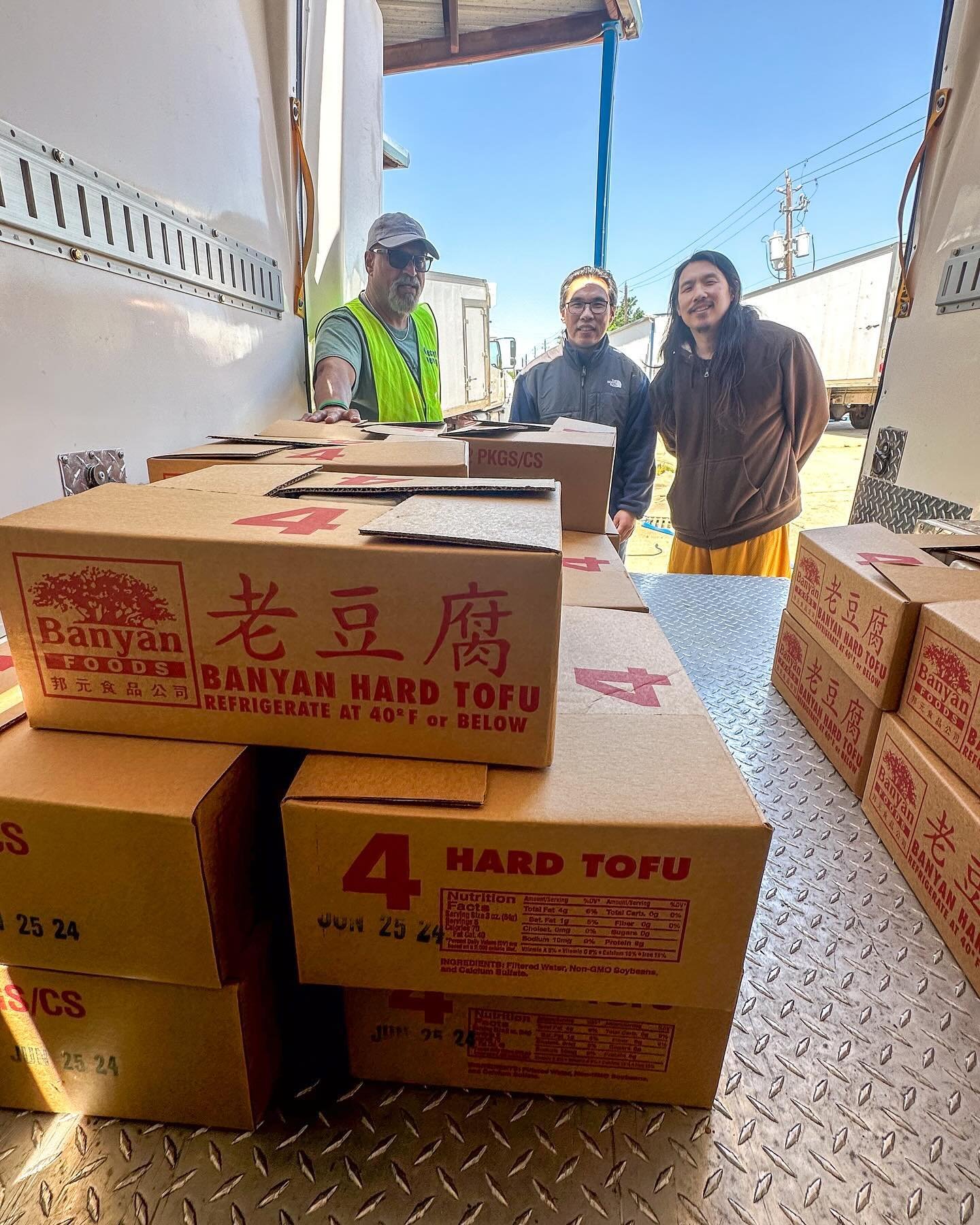🎉 Exciting news! Second Servings is teaming up with @banyanfoods to enrich grocery drop-offs to nonprofit partners serving culturally diverse communities, such as Woori Juntos 우리 훈또스, a Korean Community Center in Spring Branch. With Banyan Foods on 