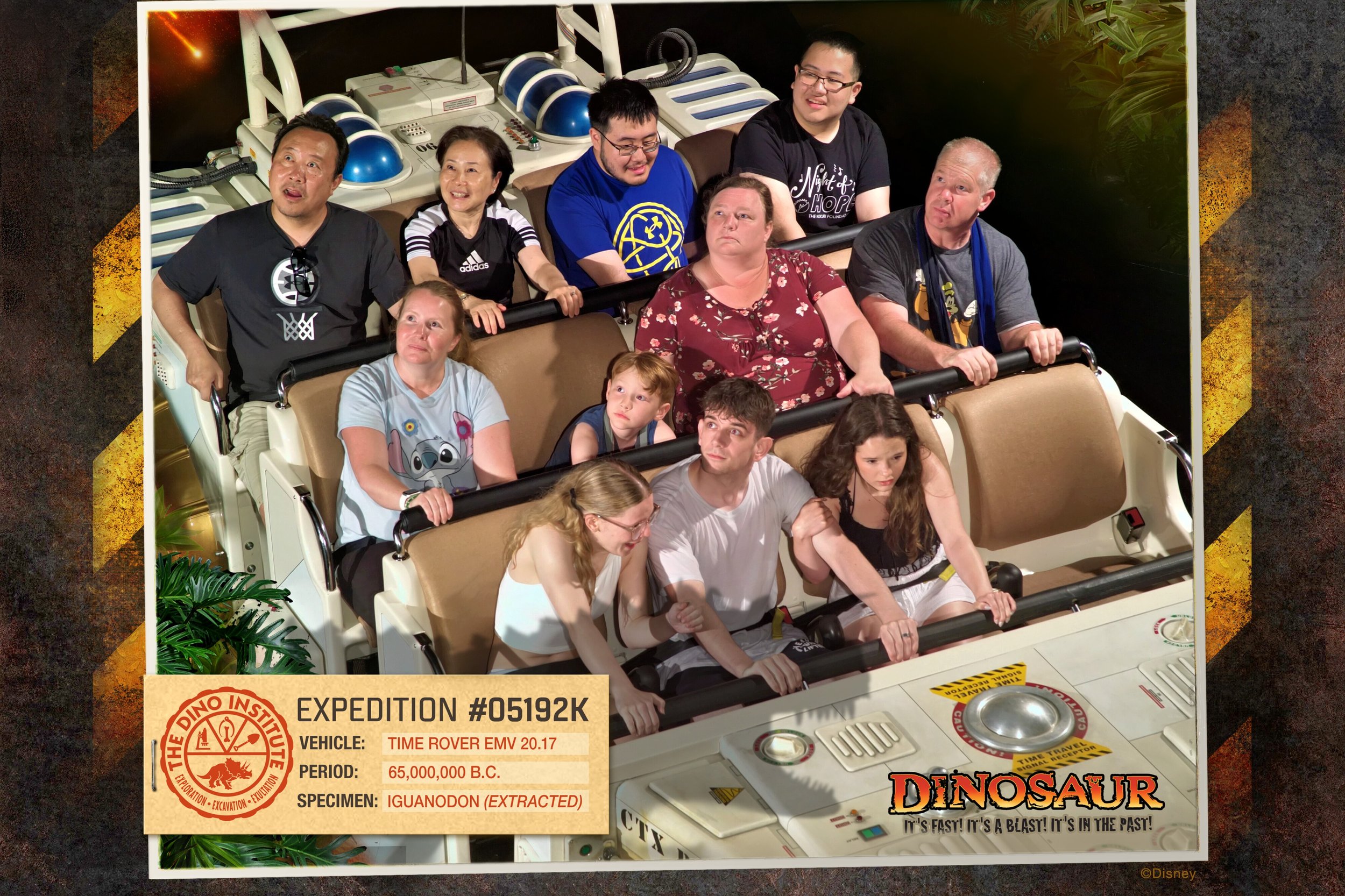 2025-05-26 - Disneys Animal Kingdom Park - Dinosaur_2.jpeg
