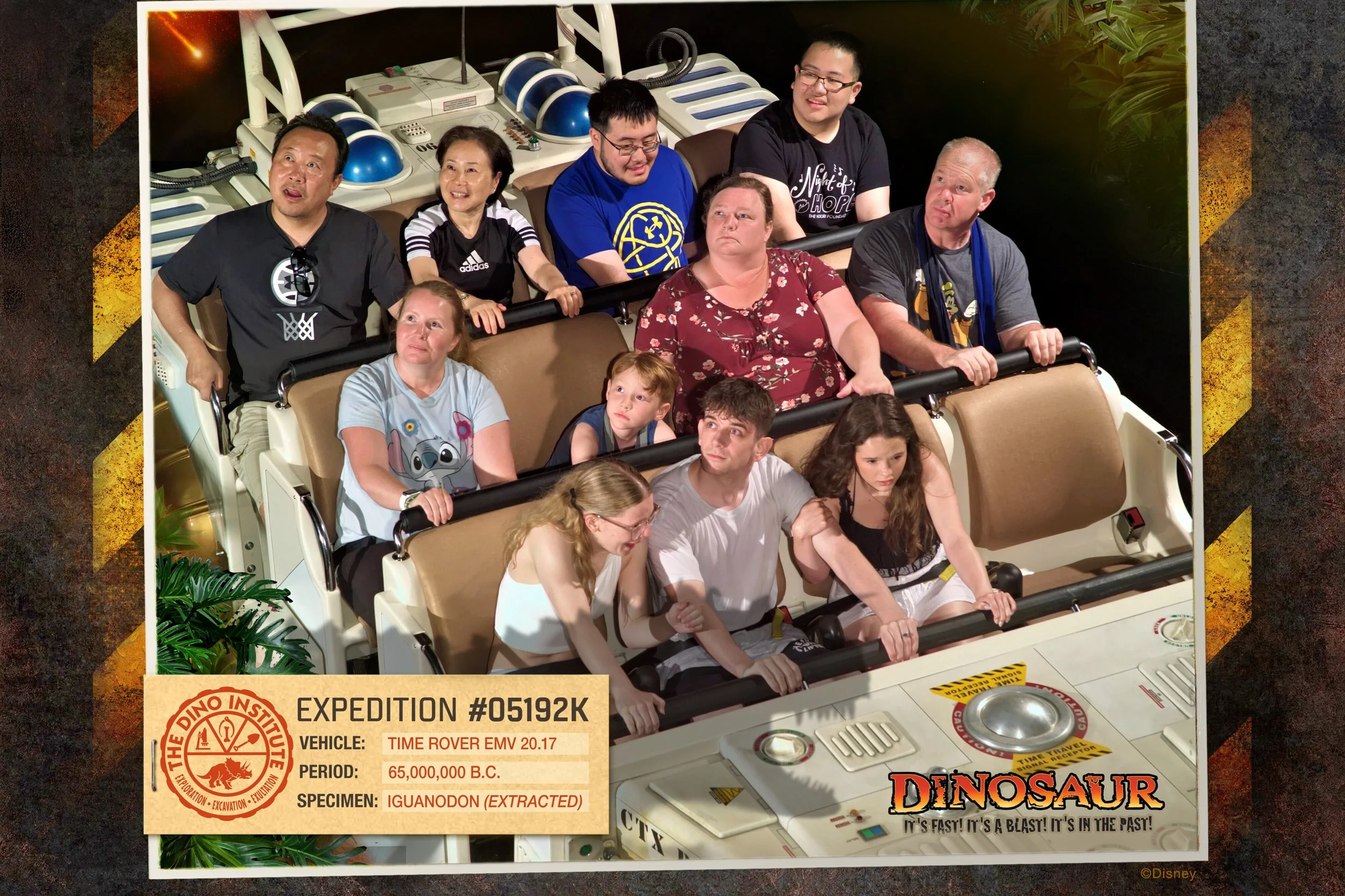 2025-05-26 - Disneys Animal Kingdom Park - Dinosaur_2.jpeg