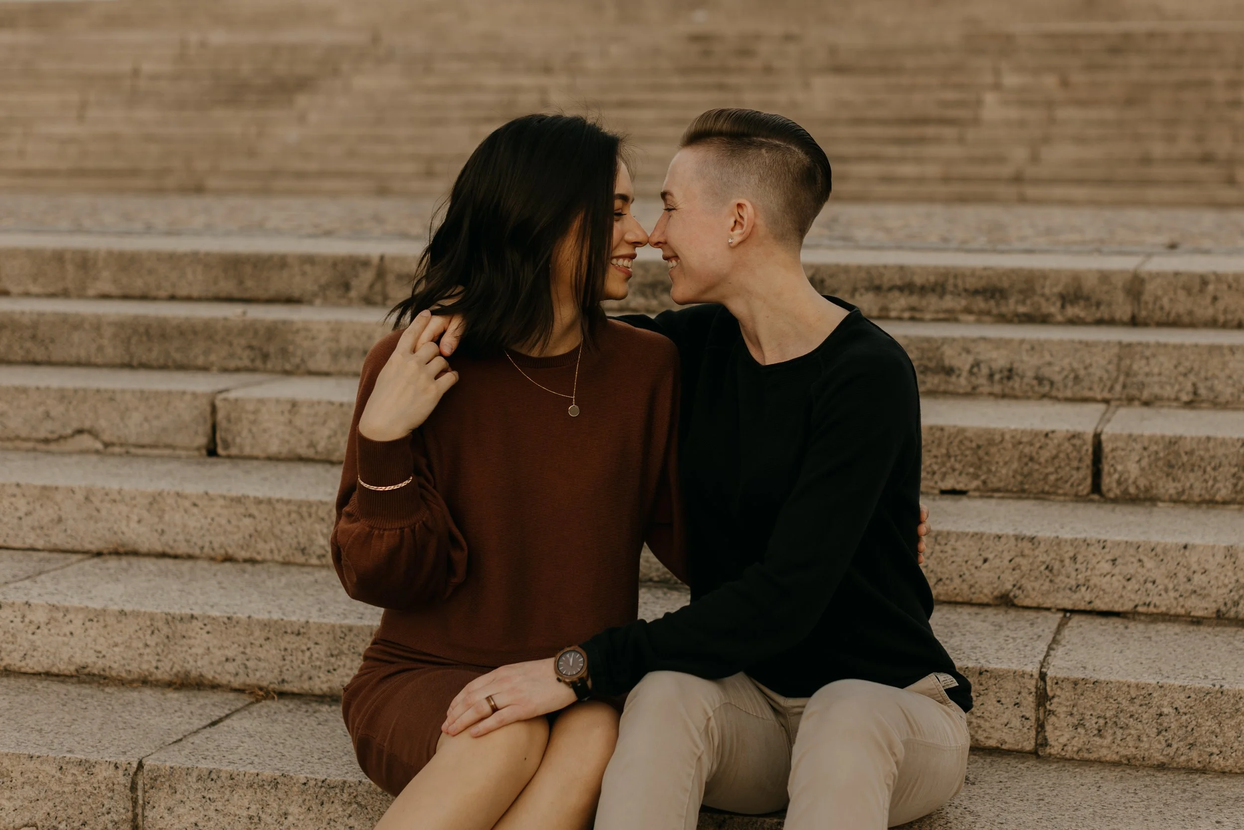 Lincoln Memorial Summer Engagement Photos Washington, D.C | Ellie and Erika 